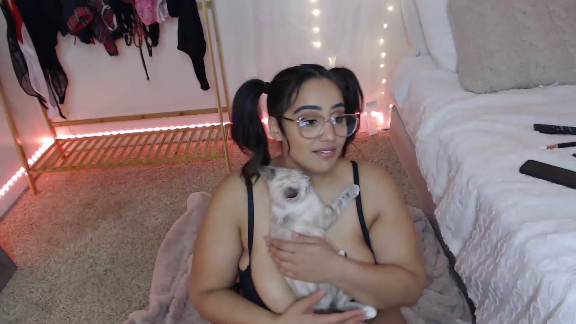 Gallery image thumbnail from Ezraxoxo's myfreecams stream on, 03/25/2023, 07:03 image 1 of 20