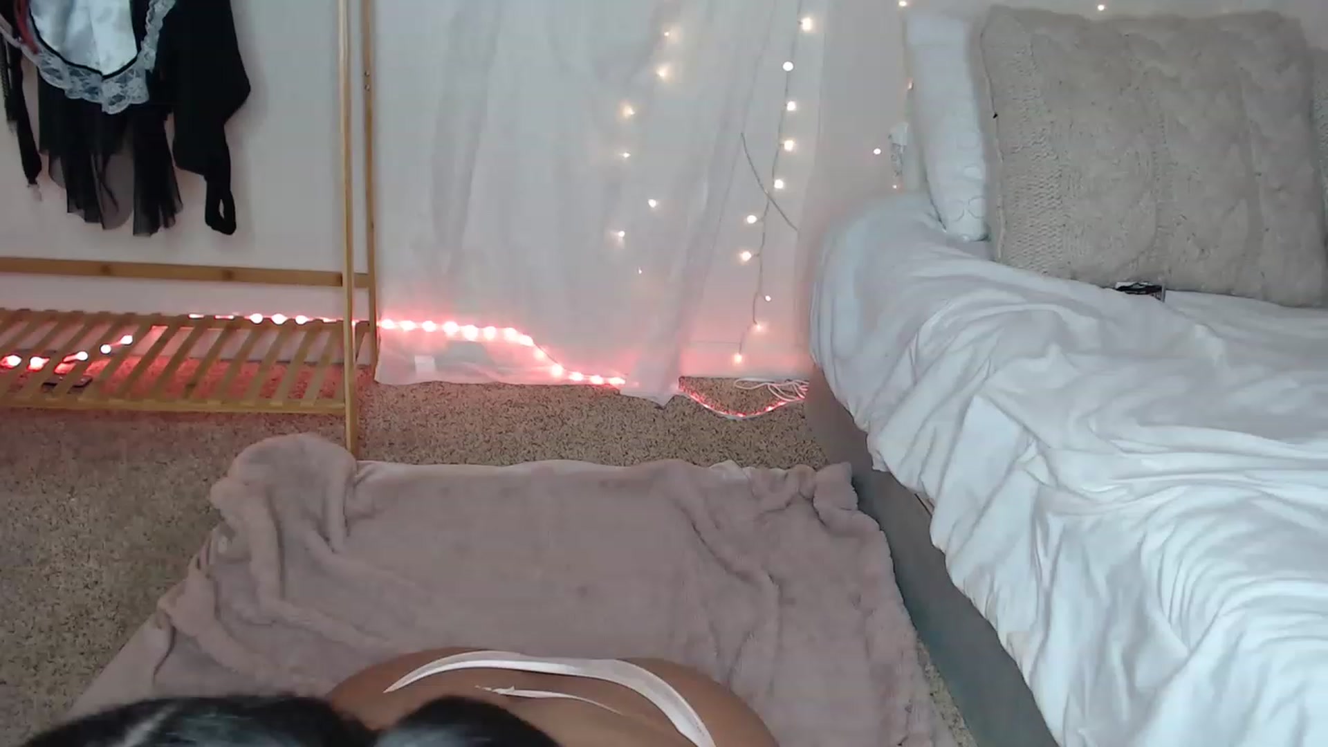 Gallery image thumbnail from Ezraxoxo's myfreecams stream on, 04/28/2023, 07:17 image 3 of 20