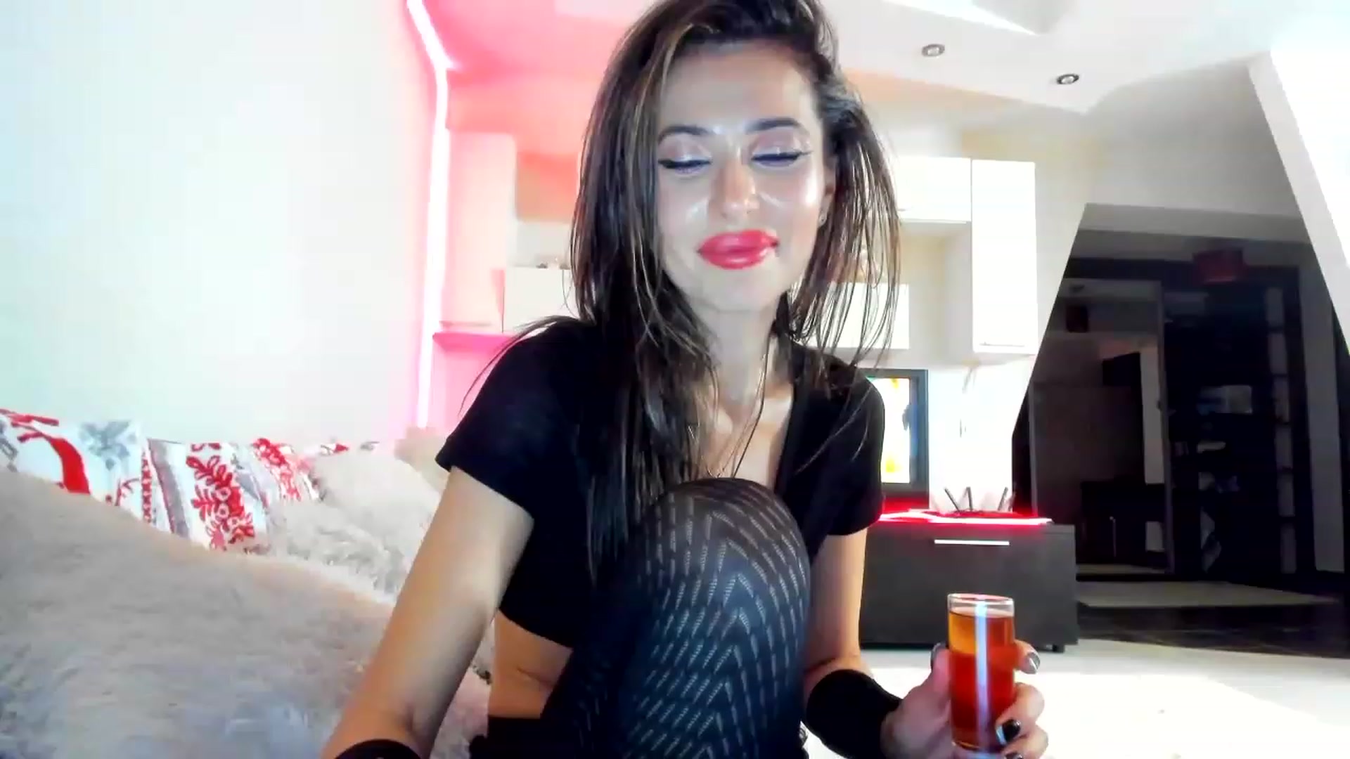 Gallery image thumbnail from FAT_Tna's myfreecams stream on, 01/21/2023, 03:16 image 17 of 20