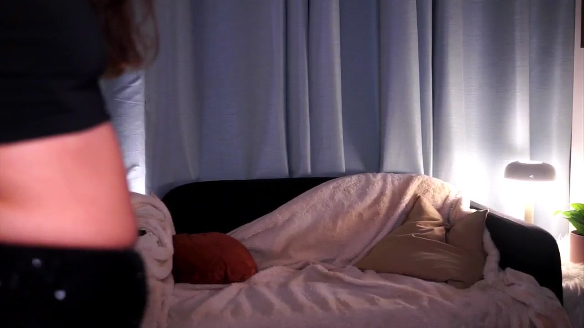 Gallery image thumbnail from FAWNette's myfreecams stream on, 04/15/2026, 18:36 image 8 of 20