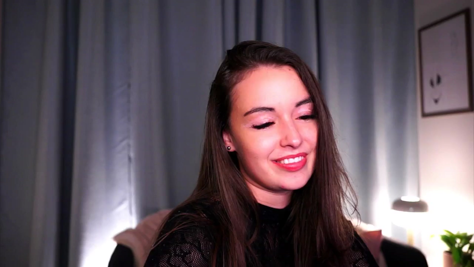 Gallery image thumbnail from FAWNette's myfreecams stream on, 04/27/2026, 19:33 image 19 of 20