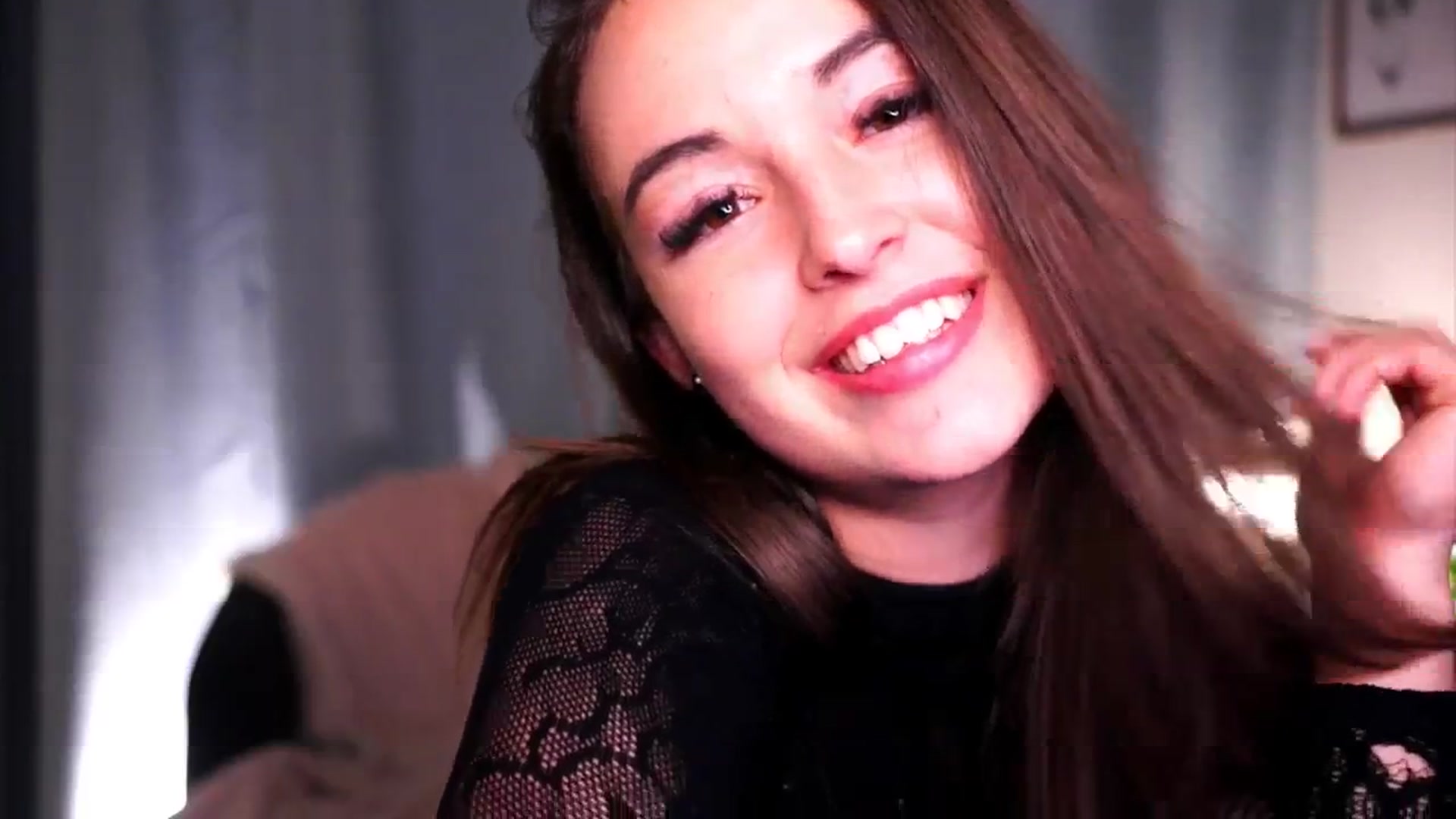 Gallery image thumbnail from FAWNette's myfreecams stream on, 04/27/2026, 22:14 image 18 of 20