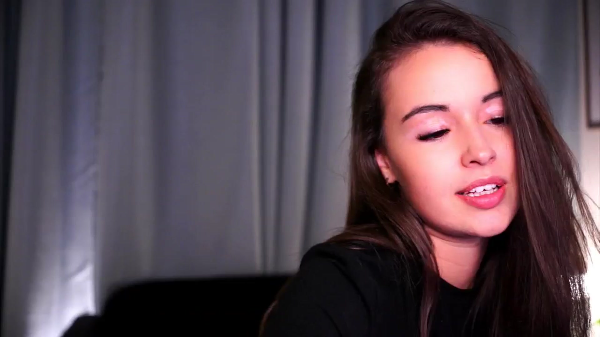 Gallery image thumbnail from FAWNette's myfreecams stream on, 05/04/2026, 20:03 image 6 of 20