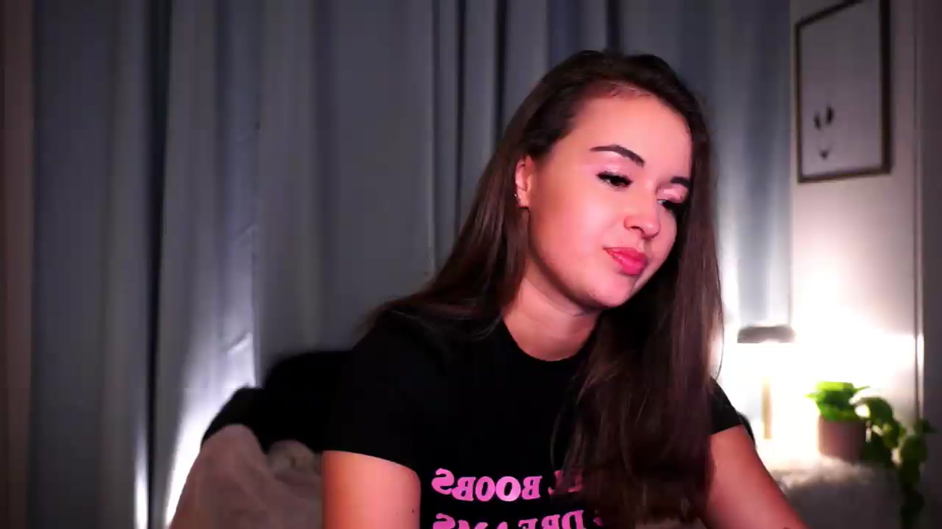 Gallery image thumbnail from FAWNette's myfreecams stream on, 05/04/2026, 21:03 image 8 of 20