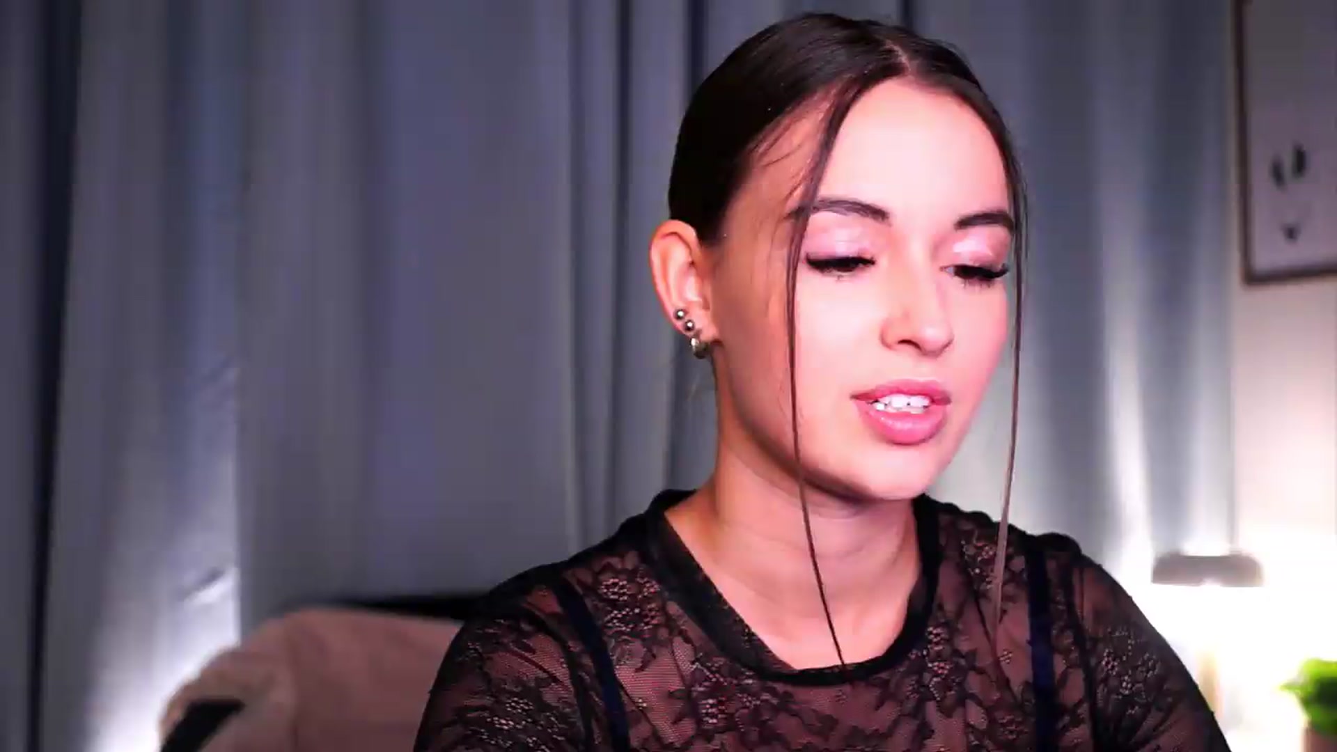 Gallery image thumbnail from FAWNette's myfreecams stream on, 05/07/2026, 18:34 image 7 of 20