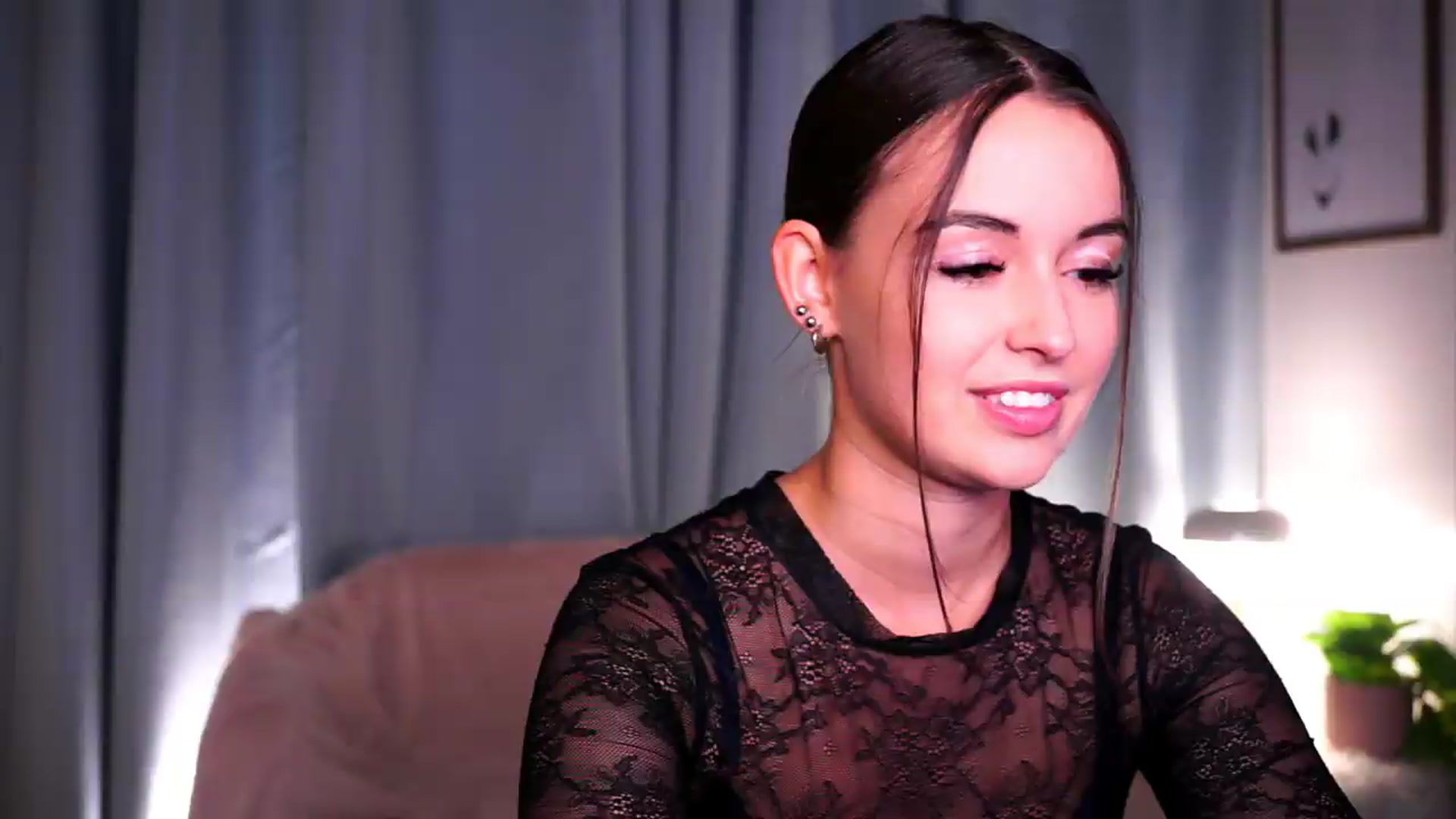 Gallery image thumbnail from FAWNette's myfreecams stream on, 05/07/2026, 18:34 image 6 of 20