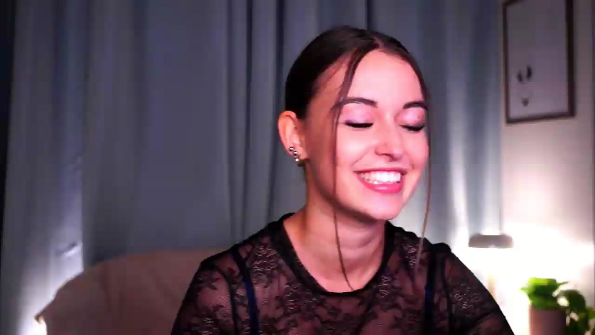 Gallery image thumbnail from FAWNette's myfreecams stream on, 05/07/2026, 19:55 image 5 of 20