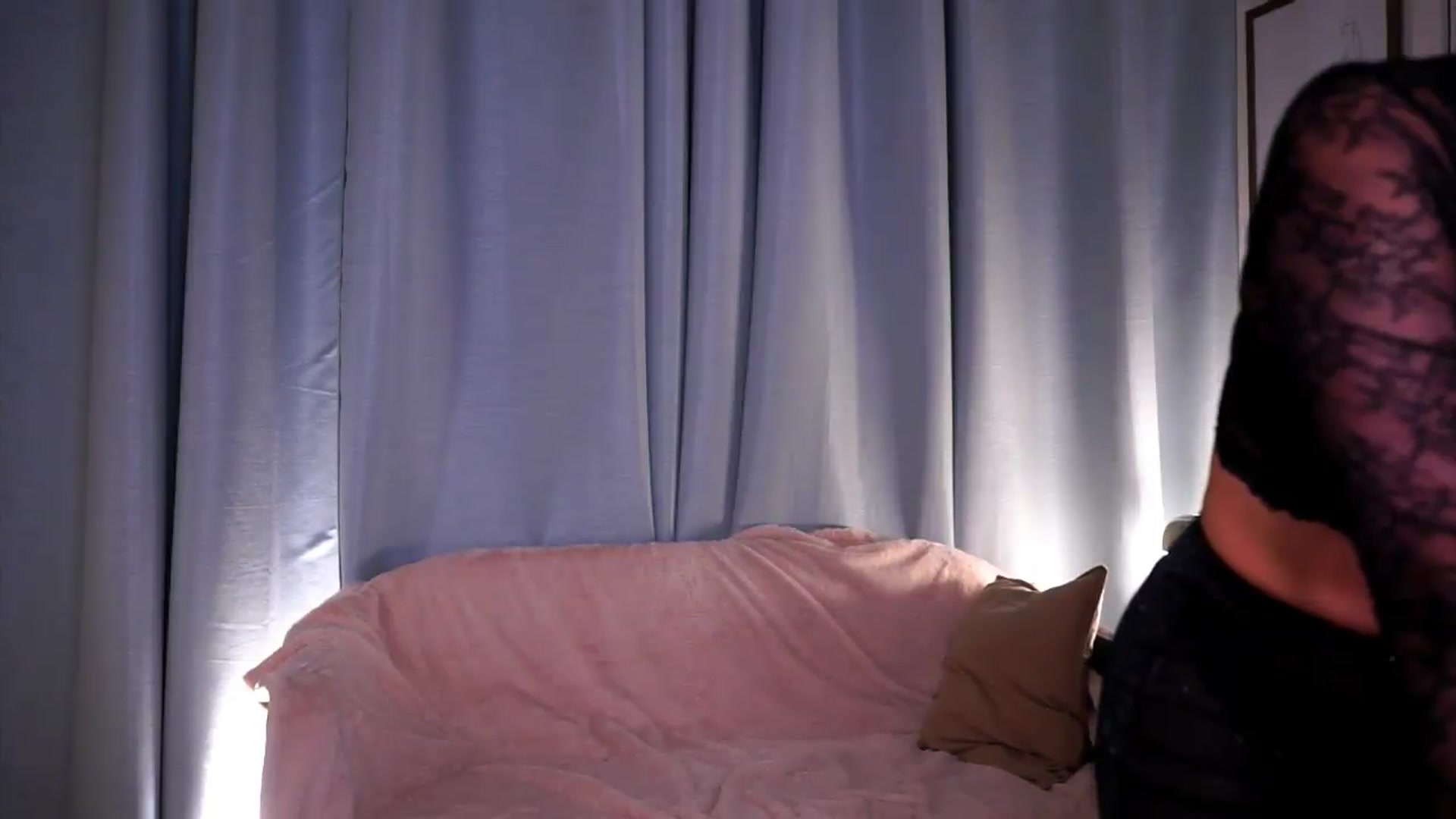 Gallery image thumbnail from FAWNette's myfreecams stream on, 05/07/2026, 20:58 image 2 of 20