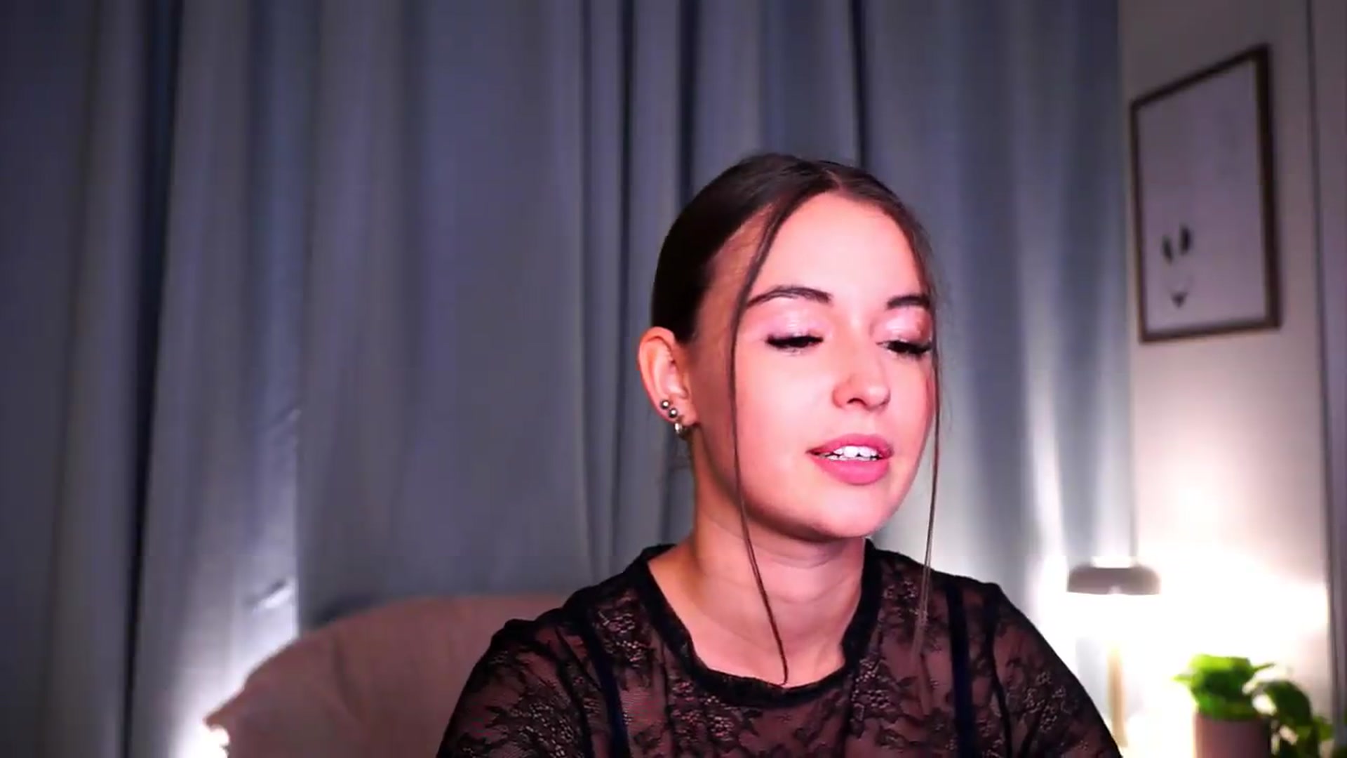 Gallery image thumbnail from FAWNette's myfreecams stream on, 05/07/2026, 20:58 image 20 of 20