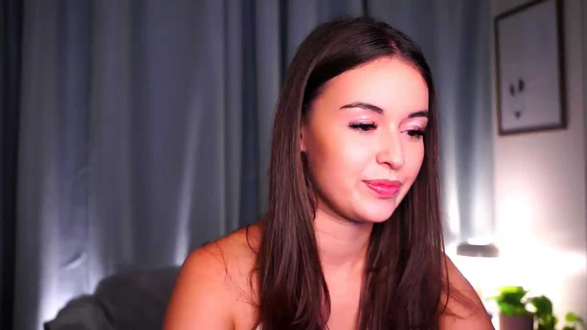 Gallery image thumbnail from FAWNette's myfreecams stream on, 05/16/2026, 11:04 image 14 of 20