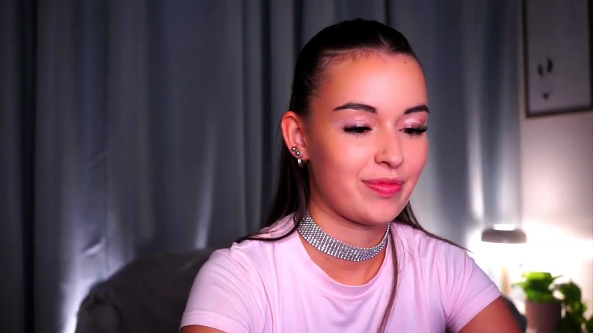 Gallery image thumbnail from FAWNette's myfreecams stream on, 05/17/2026, 14:23 image 15 of 20