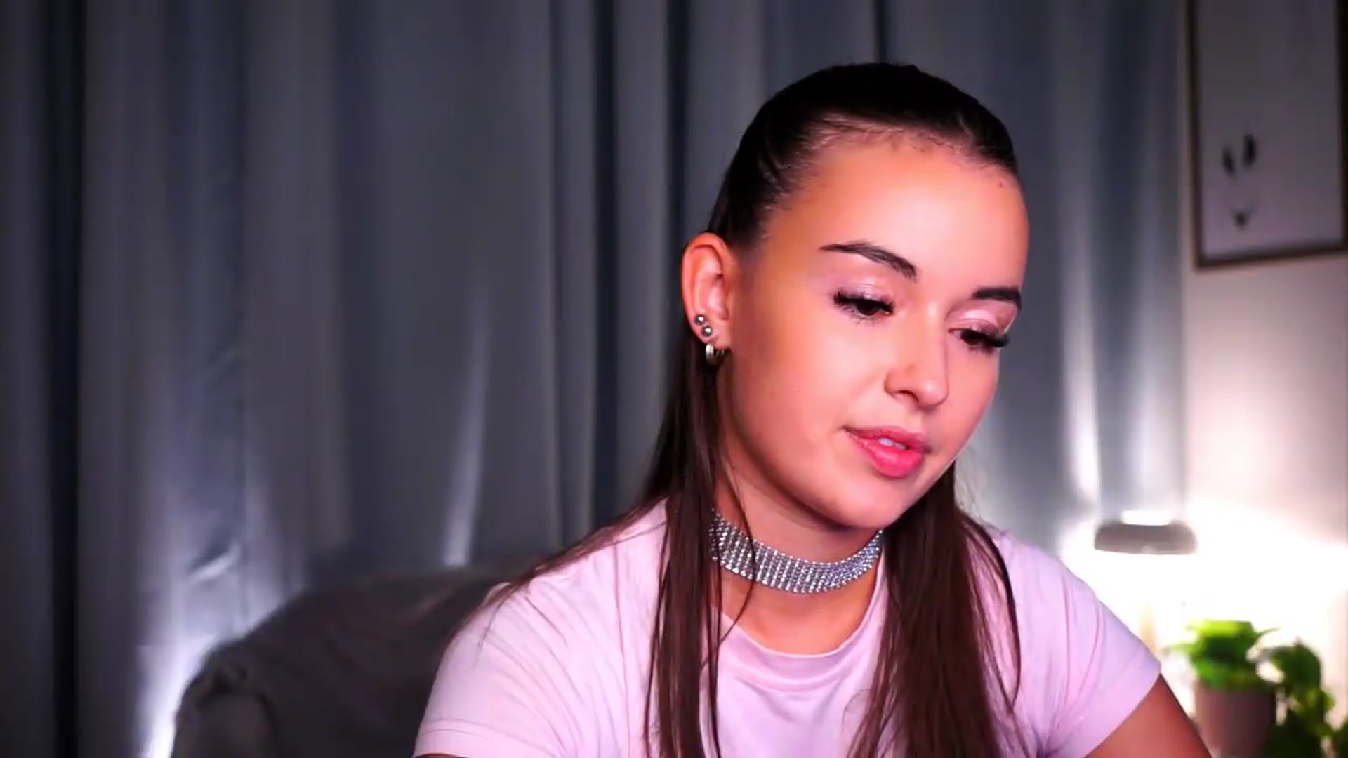 Gallery image thumbnail from FAWNette's myfreecams stream on, 05/17/2026, 14:23 image 13 of 20