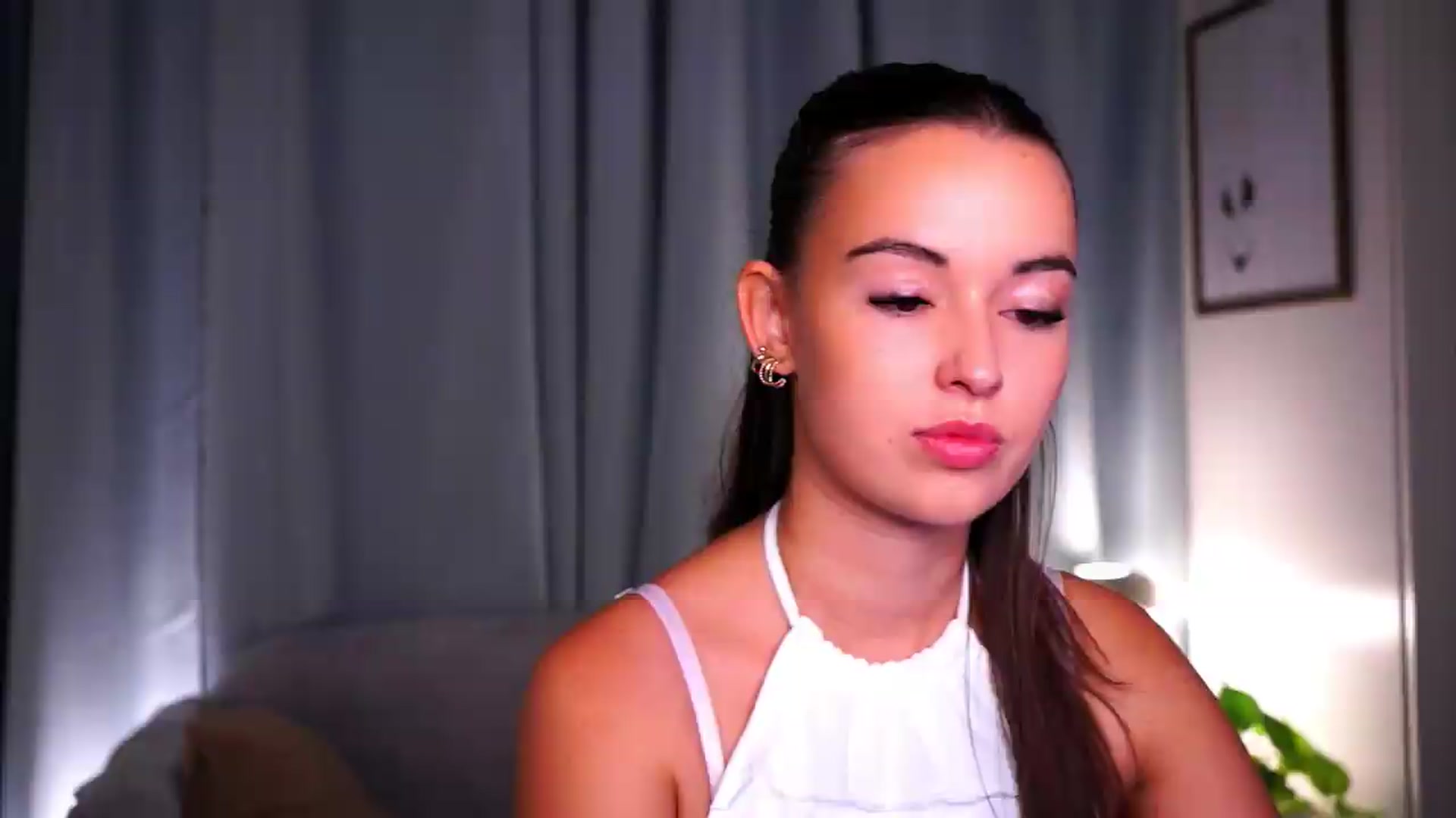 Gallery image thumbnail from FAWNette's myfreecams stream on, 05/24/2026, 12:21 image 3 of 20