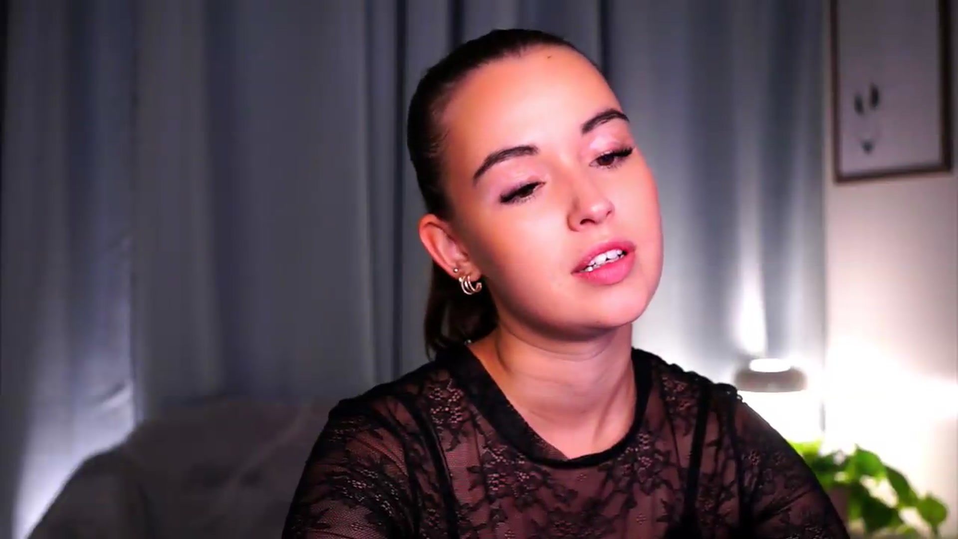 Gallery image thumbnail from FAWNette's myfreecams stream on, 05/26/2026, 20:02 image 3 of 20