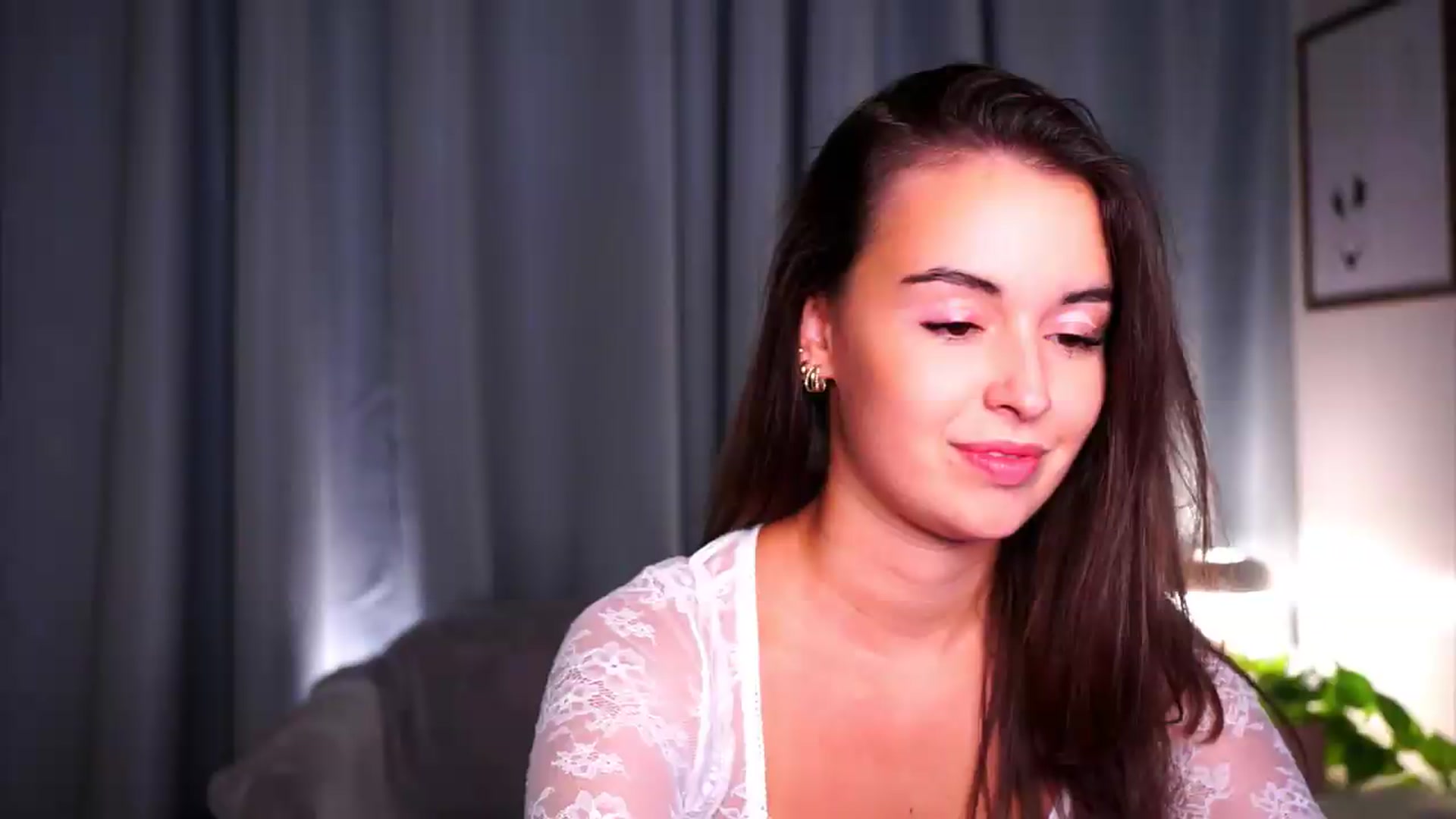 Gallery image thumbnail from FAWNette's myfreecams stream on, 05/29/2026, 21:14 image 13 of 20
