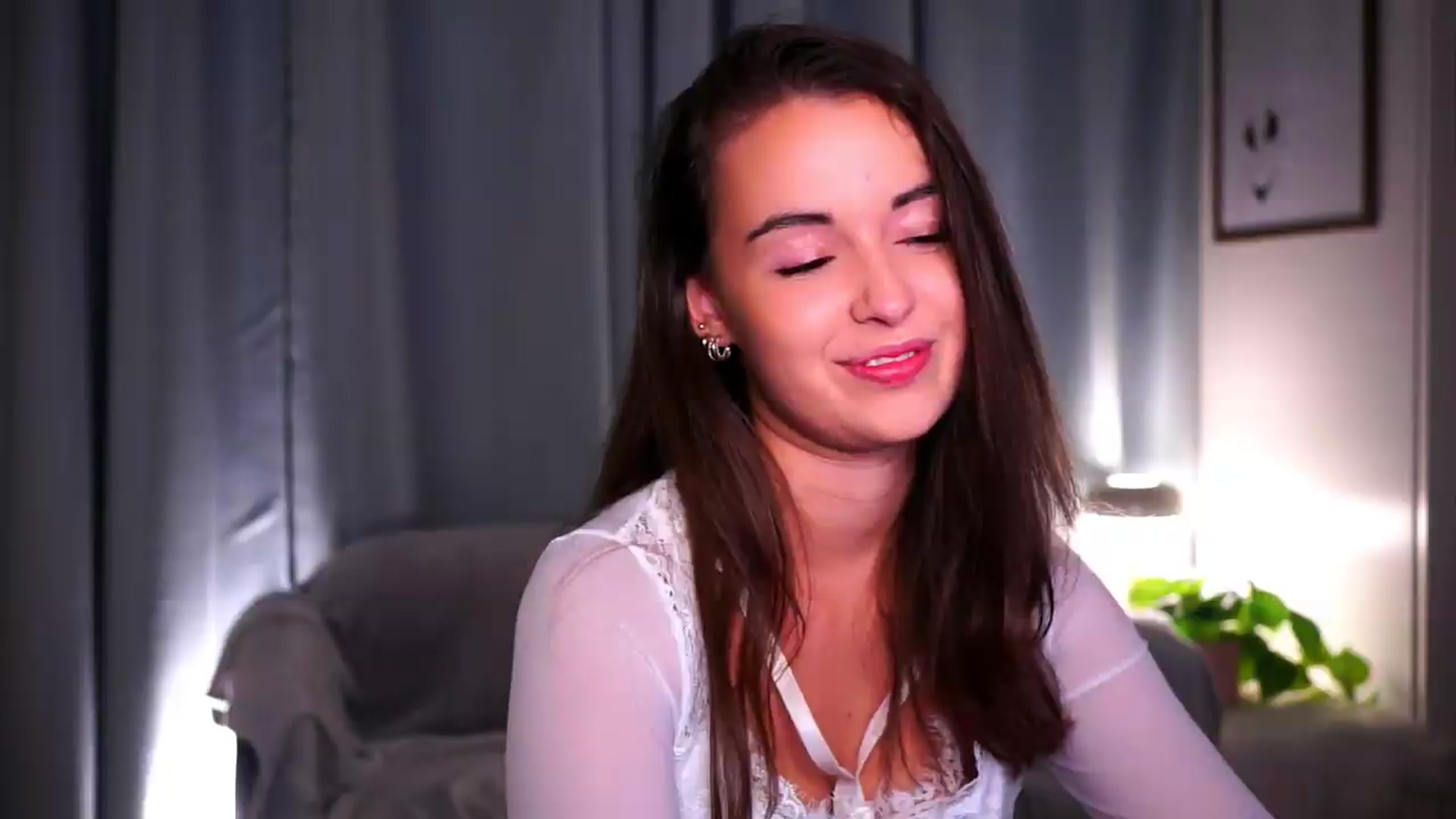 Gallery image thumbnail from FAWNette's myfreecams stream on, 06/02/2026, 21:00 image 3 of 20