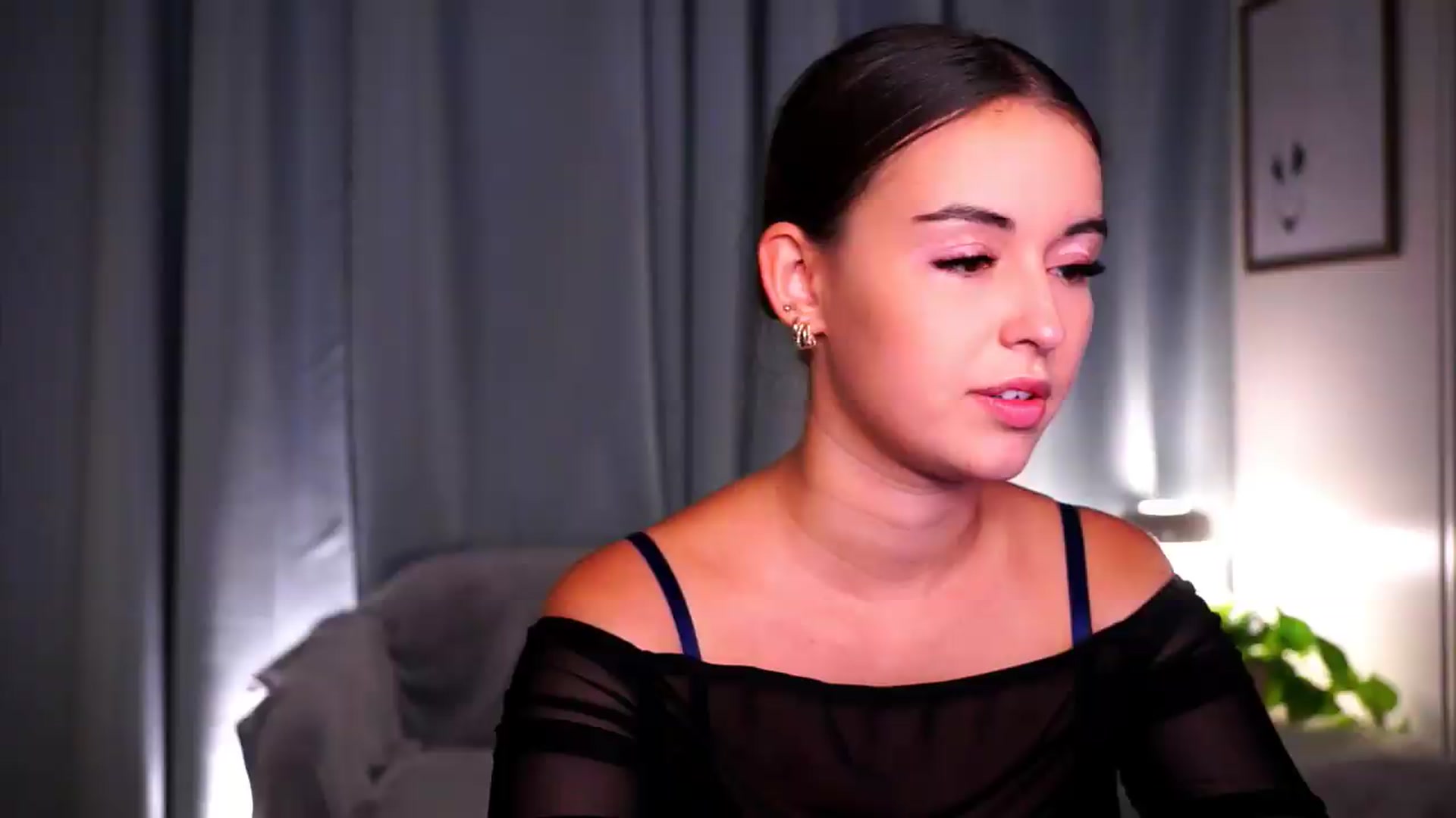 Gallery image thumbnail from FAWNette's myfreecams stream on, 06/05/2026, 20:50 image 11 of 20