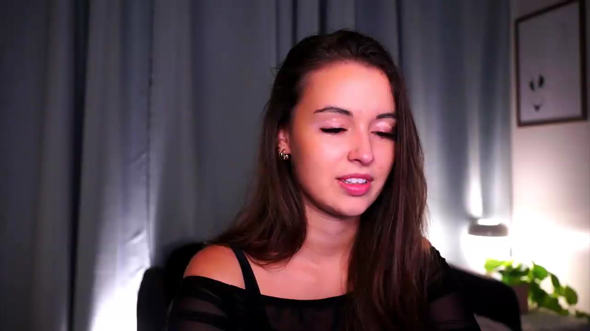 Gallery image thumbnail from FAWNette's myfreecams stream on, 06/08/2026, 18:00 image 7 of 20