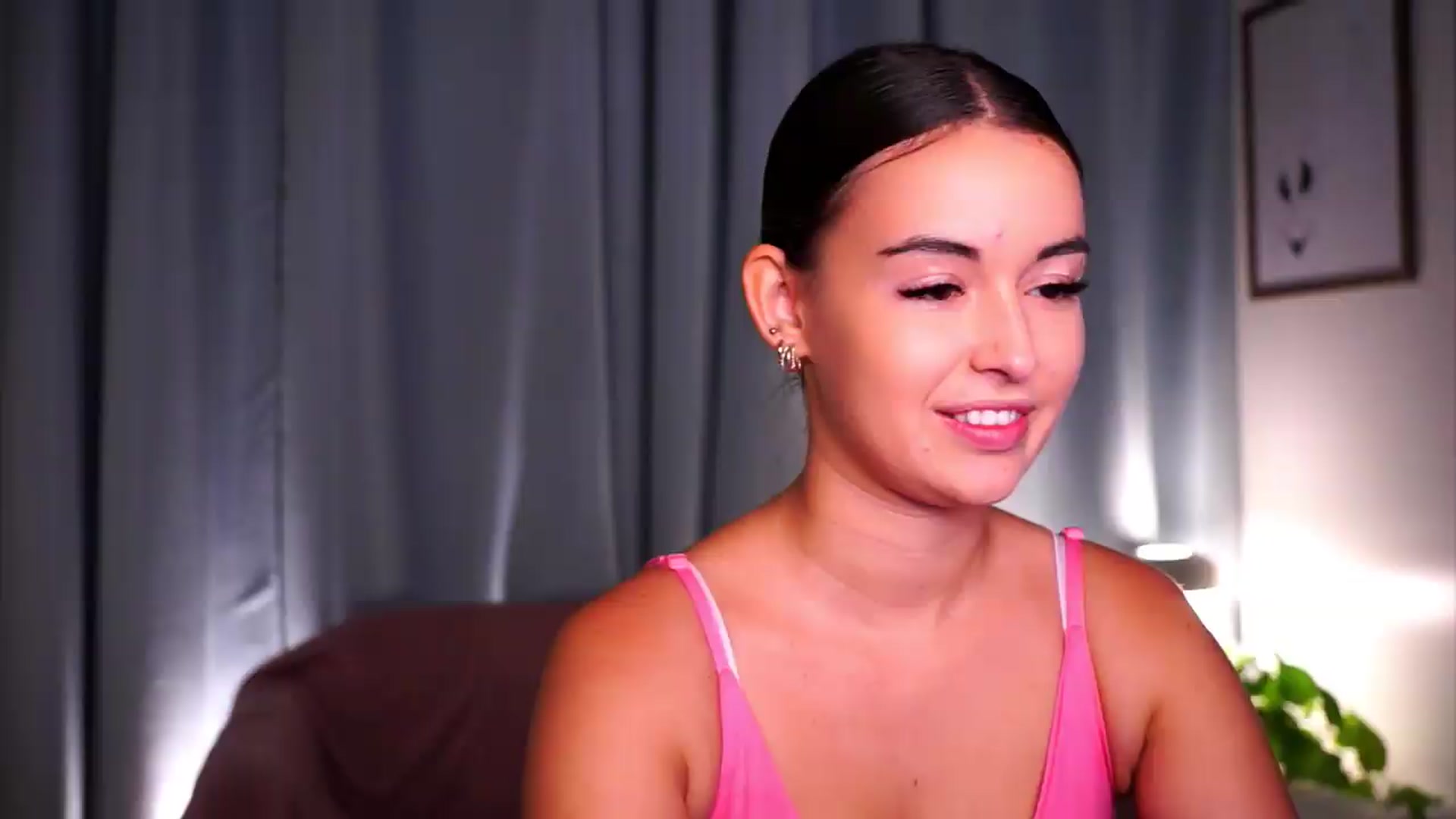 Gallery image thumbnail from FAWNette's myfreecams stream on, 06/13/2026, 11:59 image 14 of 20
