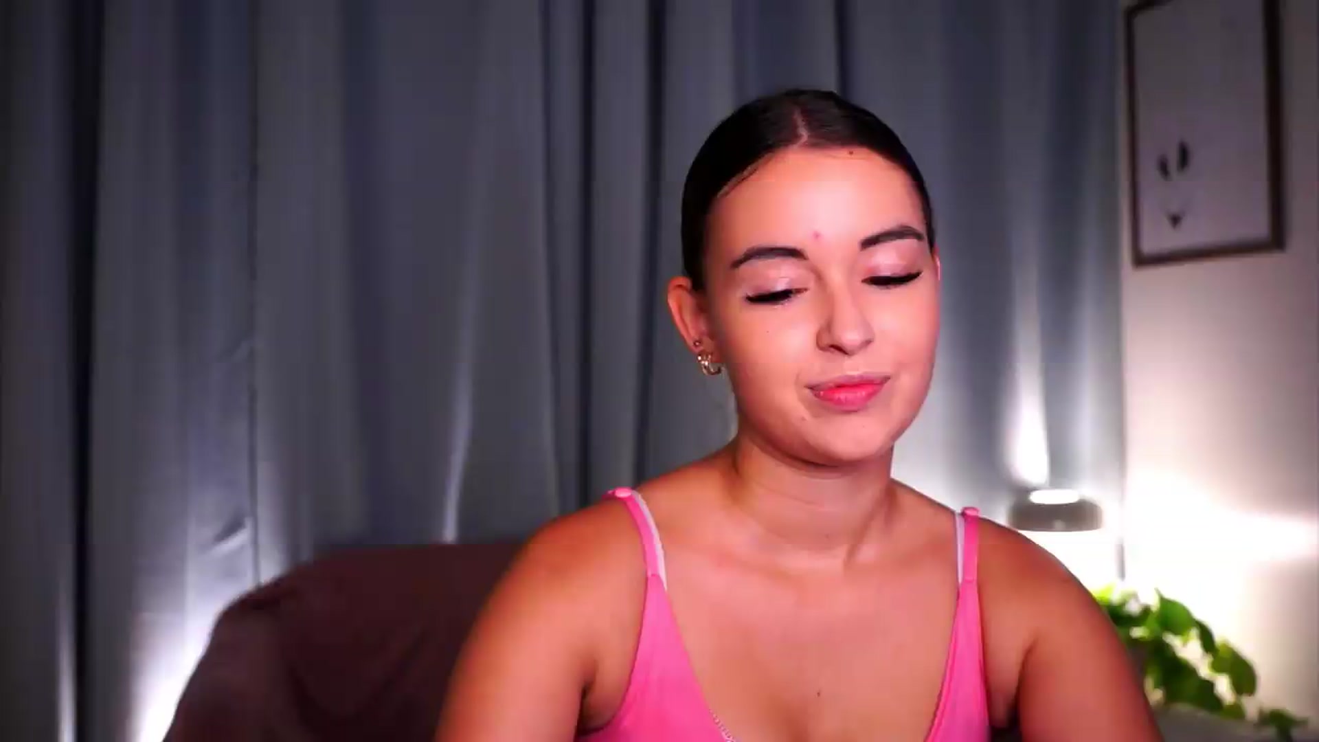 Gallery image thumbnail from FAWNette's myfreecams stream on, 06/13/2026, 11:59 image 20 of 20