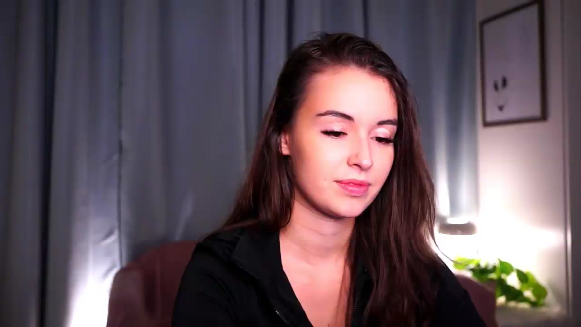 Gallery image thumbnail from FAWNette's myfreecams stream on, 06/18/2026, 17:45 image 14 of 20