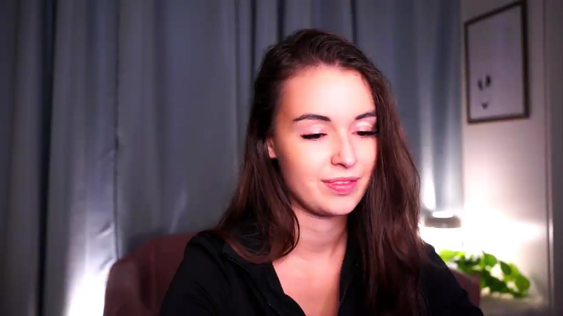 Gallery image thumbnail from FAWNette's myfreecams stream on, 06/18/2026, 17:45 image 12 of 20