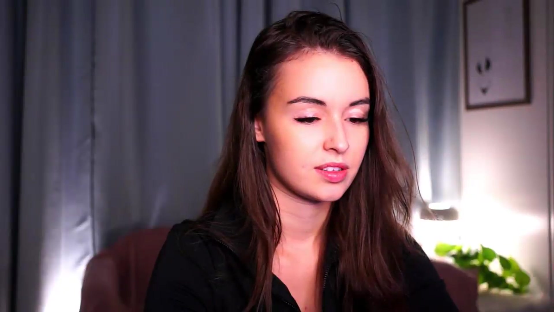 Gallery image thumbnail from FAWNette's myfreecams stream on, 06/18/2026, 19:05 image 7 of 20