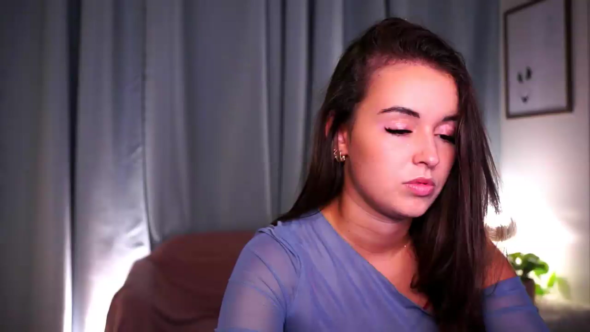 Gallery image thumbnail from FAWNette's myfreecams stream on, 06/28/2026, 14:05 image 18 of 20