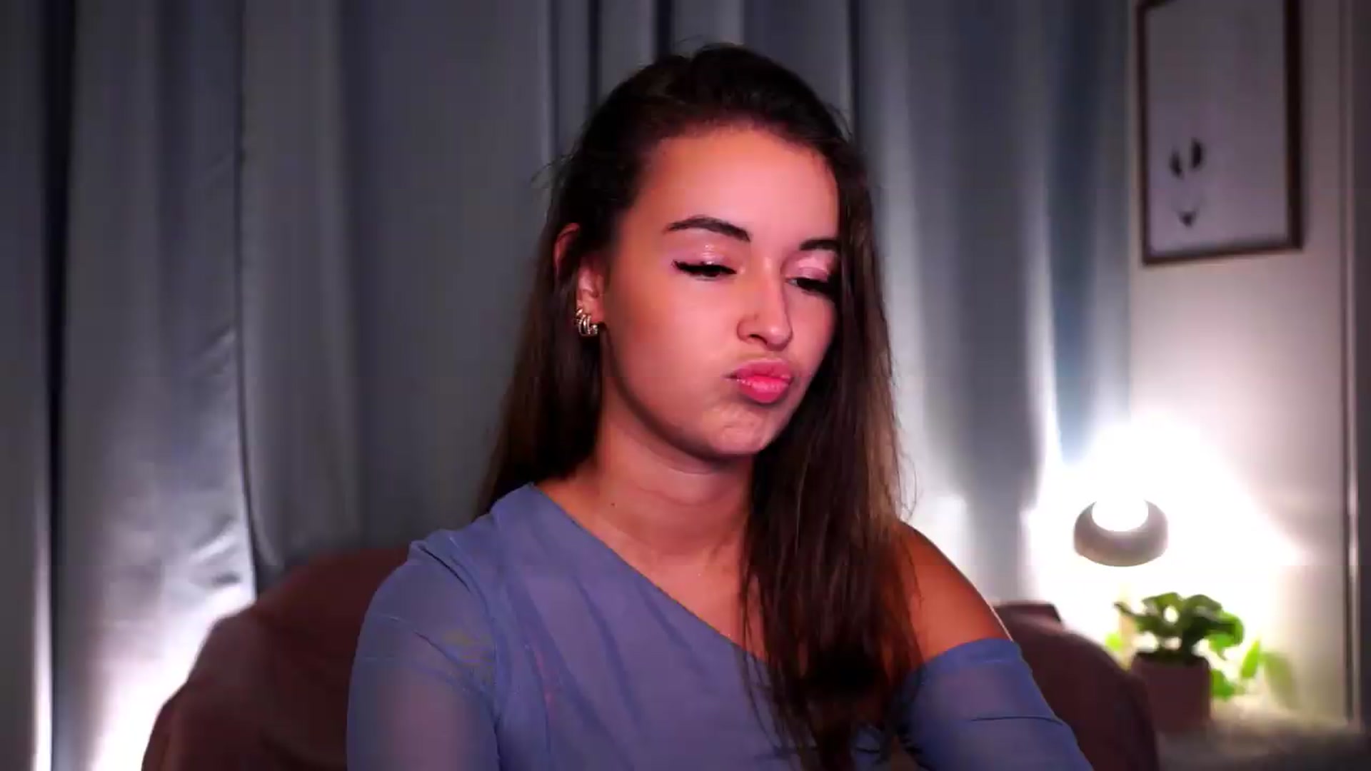 Gallery image thumbnail from FAWNette's myfreecams stream on, 06/28/2026, 15:01 image 10 of 20