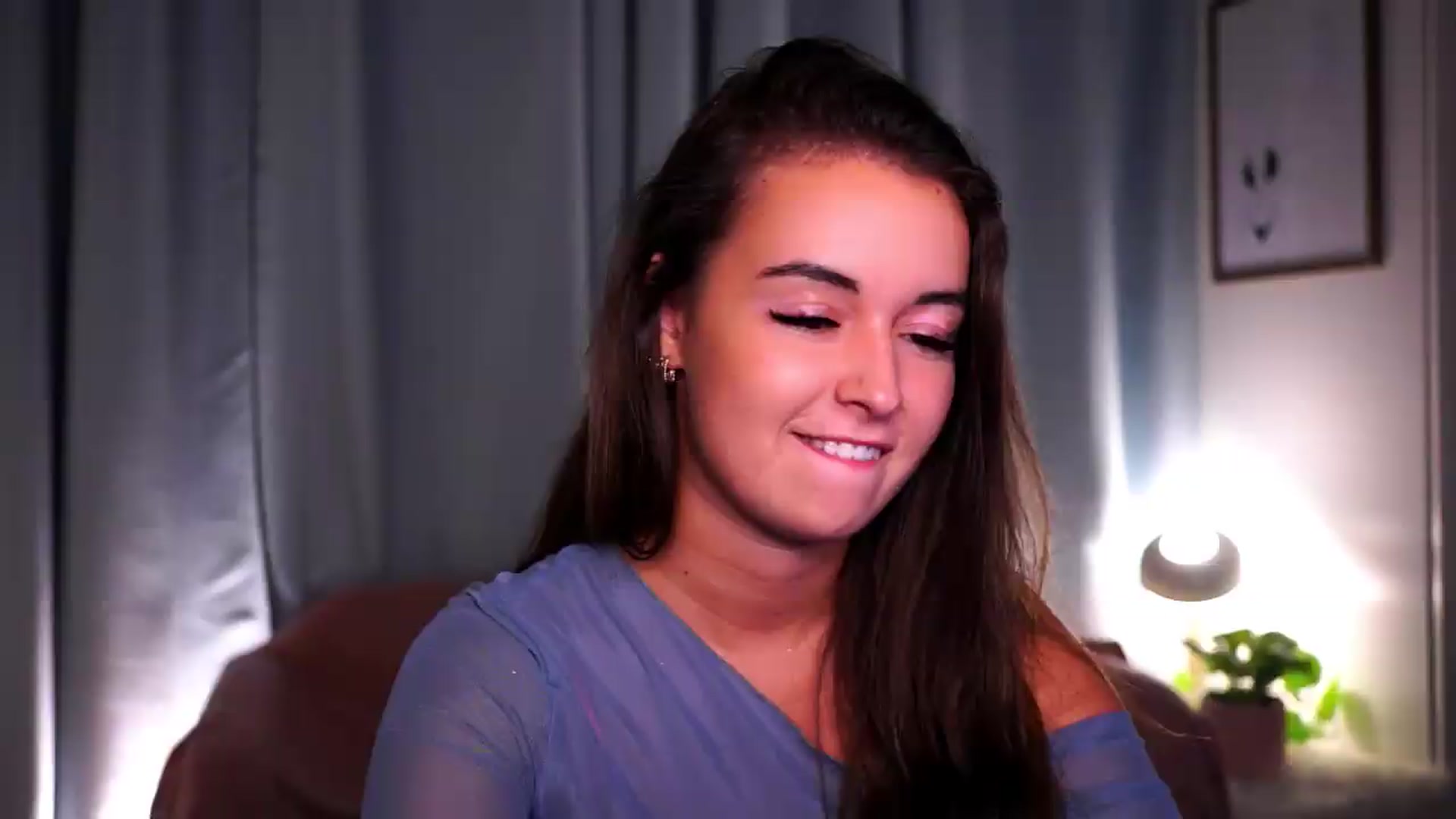 Gallery image thumbnail from FAWNette's myfreecams stream on, 06/28/2026, 15:01 image 16 of 20