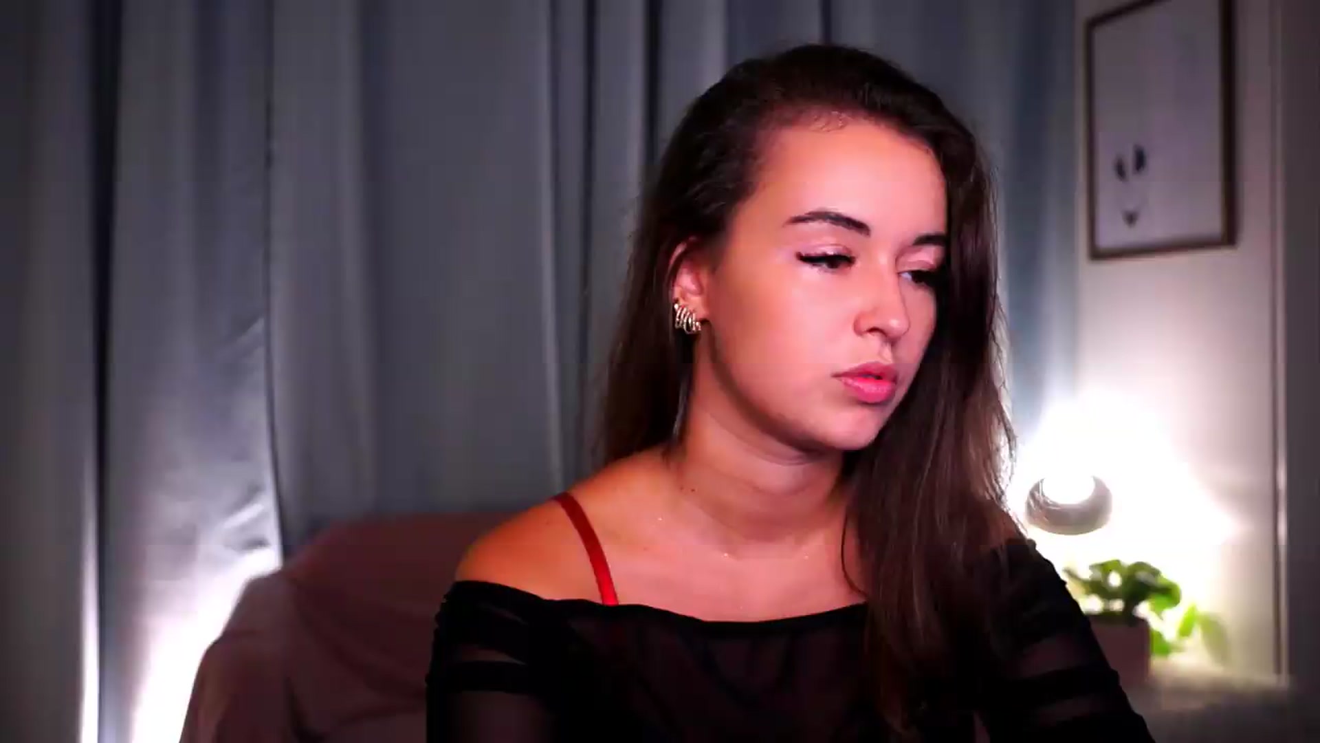 Gallery image thumbnail from FAWNette's myfreecams stream on, 06/28/2026, 16:26 image 19 of 20