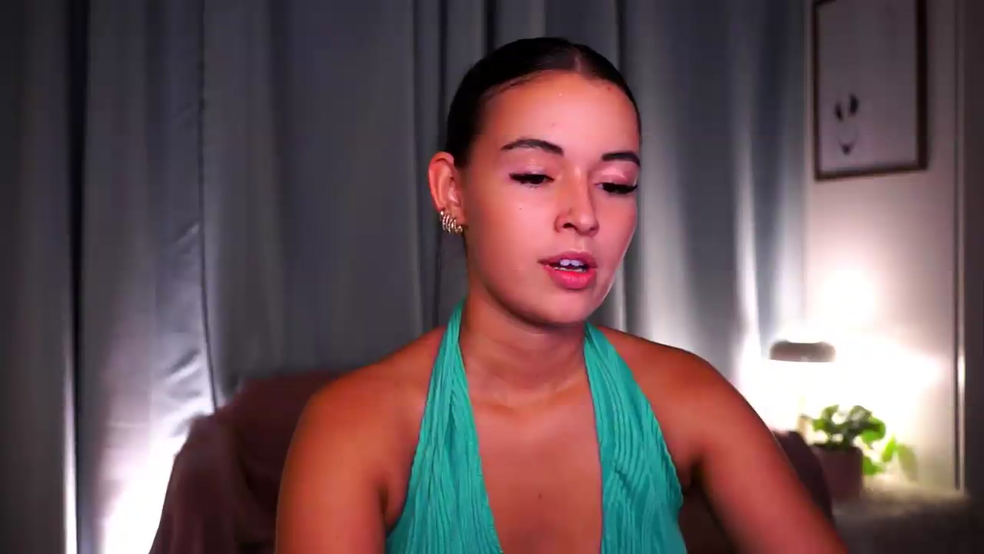 Gallery image thumbnail from FAWNette's myfreecams stream on, 07/01/2026, 18:57 image 10 of 20