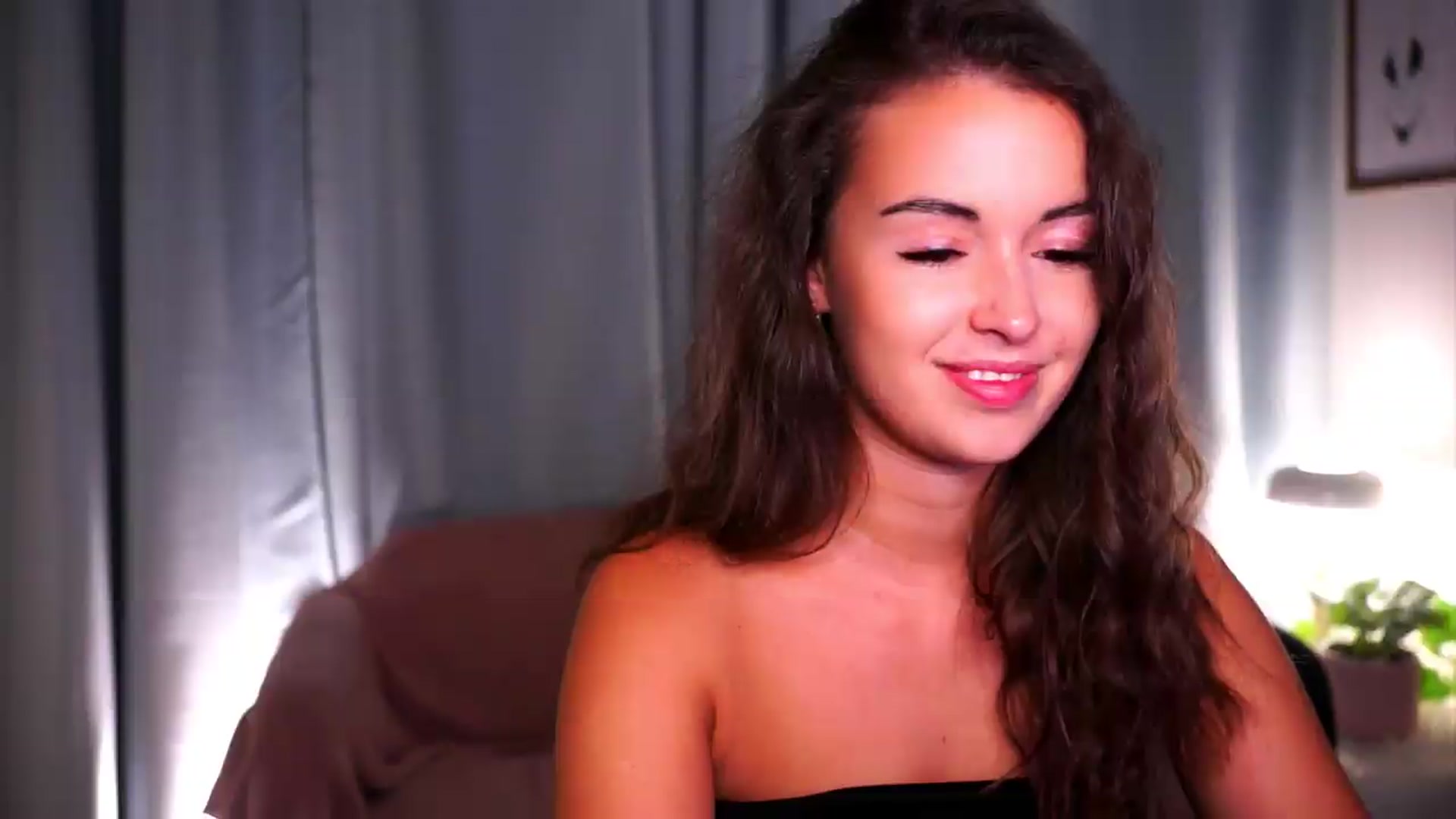 Gallery image thumbnail from FAWNette's myfreecams stream on, 07/07/2026, 19:52 image 17 of 20