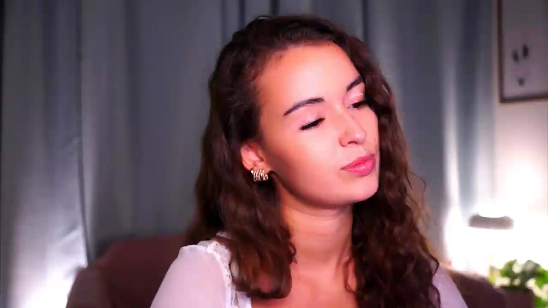 Gallery image thumbnail from FAWNette's myfreecams stream on, 07/09/2026, 14:57 image 14 of 20