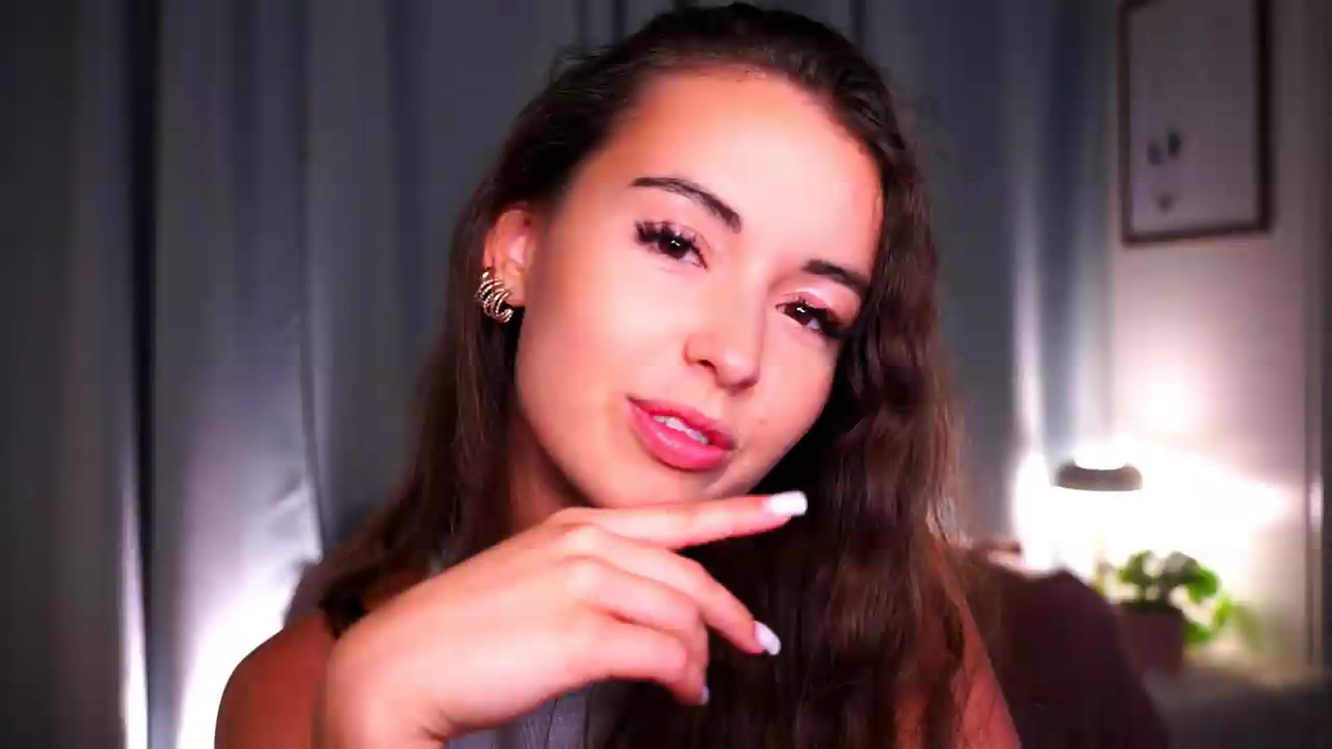 Gallery image thumbnail from FAWNette's myfreecams stream on, 07/10/2026, 11:31 image 17 of 20