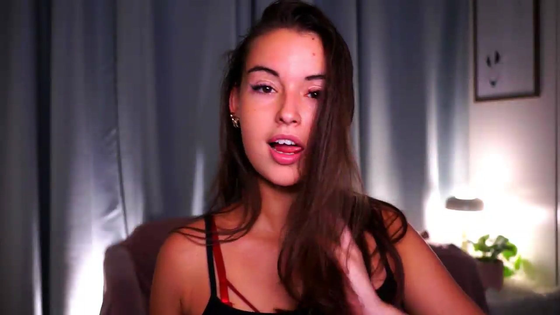 Gallery image thumbnail from FAWNette's myfreecams stream on, 07/15/2026, 11:02 image 18 of 20