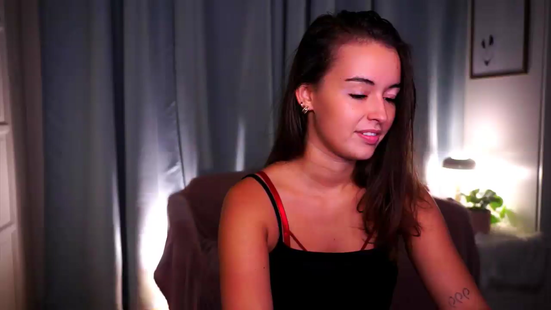 Gallery image thumbnail from FAWNette's myfreecams stream on, 07/15/2026, 12:31 image 20 of 20