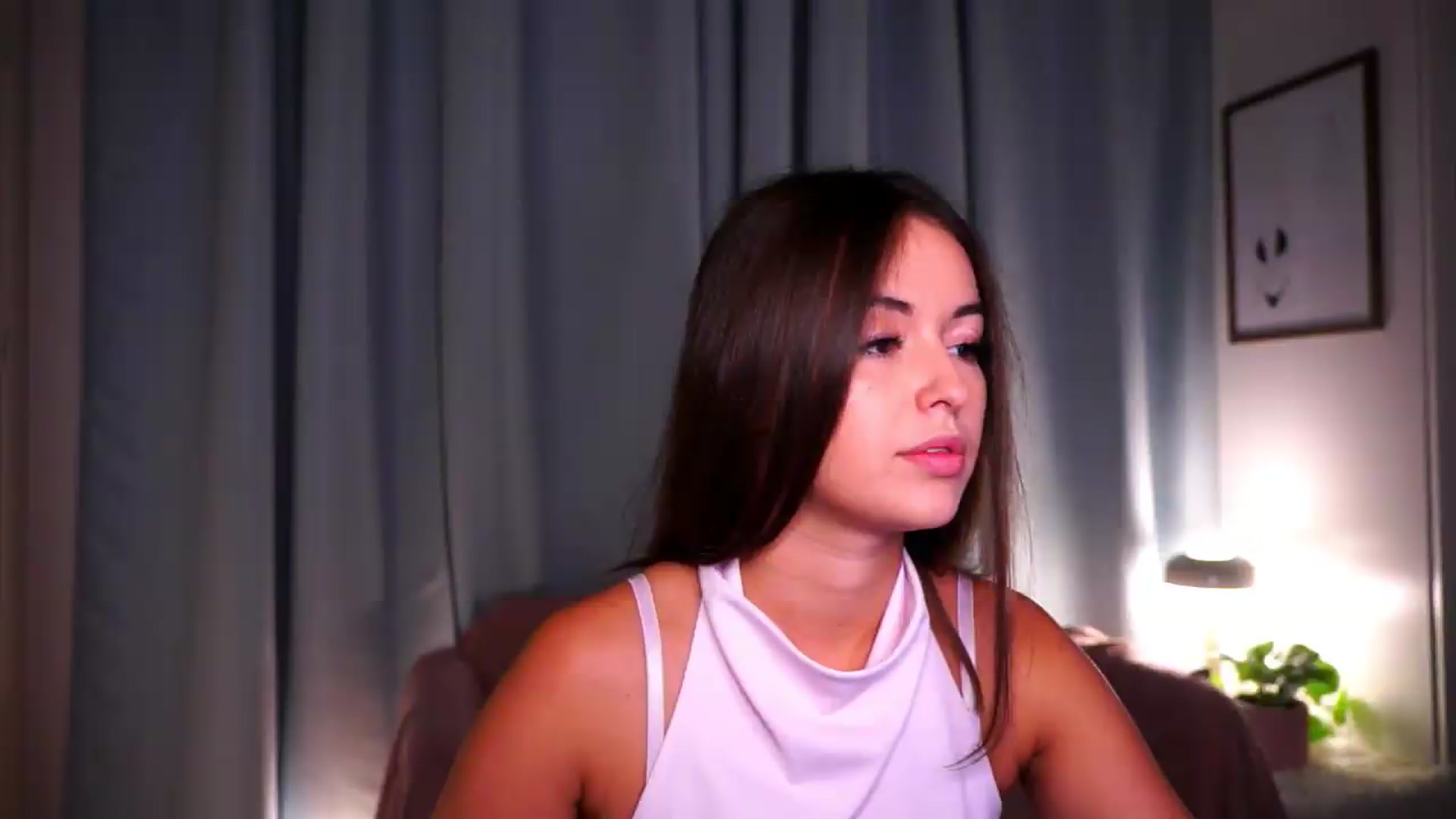Gallery image thumbnail from FAWNette's myfreecams stream on, 07/19/2026, 10:50 image 12 of 20