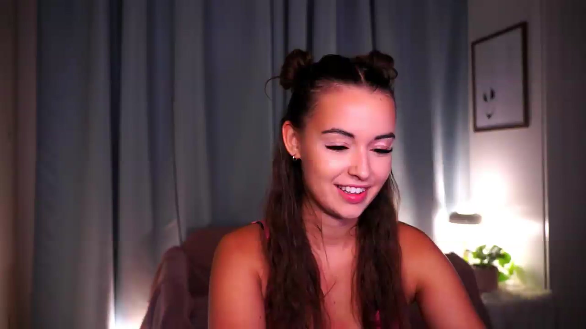 Gallery image thumbnail from FAWNette's myfreecams stream on, 07/27/2026, 17:26 image 18 of 20