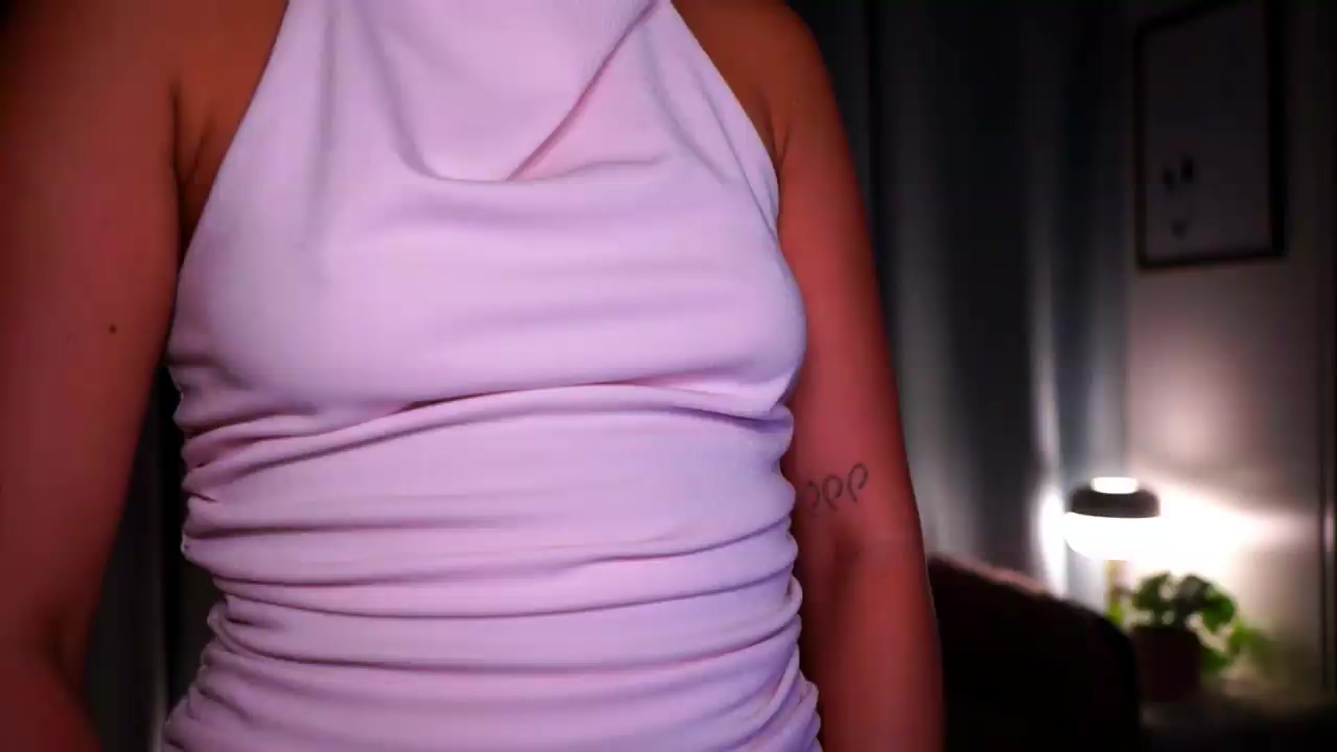 Gallery image thumbnail from FAWNette's myfreecams stream on, 07/29/2026, 18:18 image 8 of 20