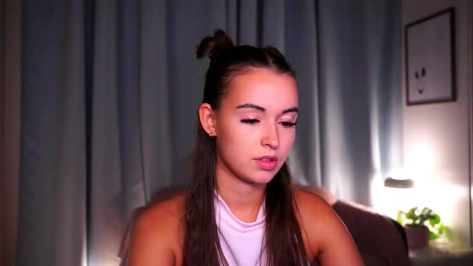 Gallery image thumbnail from FAWNette's myfreecams stream on, 07/29/2026, 18:18 image 20 of 20