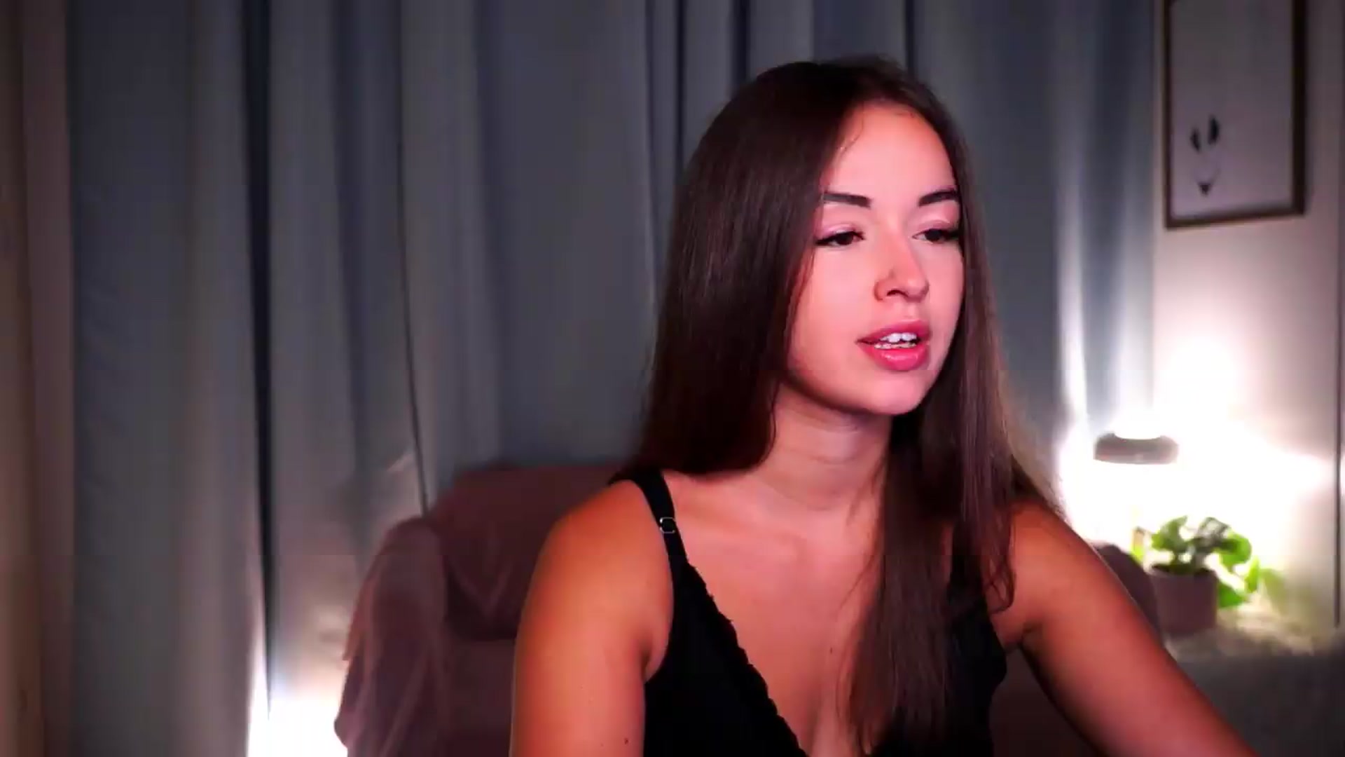 Gallery image thumbnail from FAWNette's myfreecams stream on, 08/02/2026, 14:09 image 2 of 20