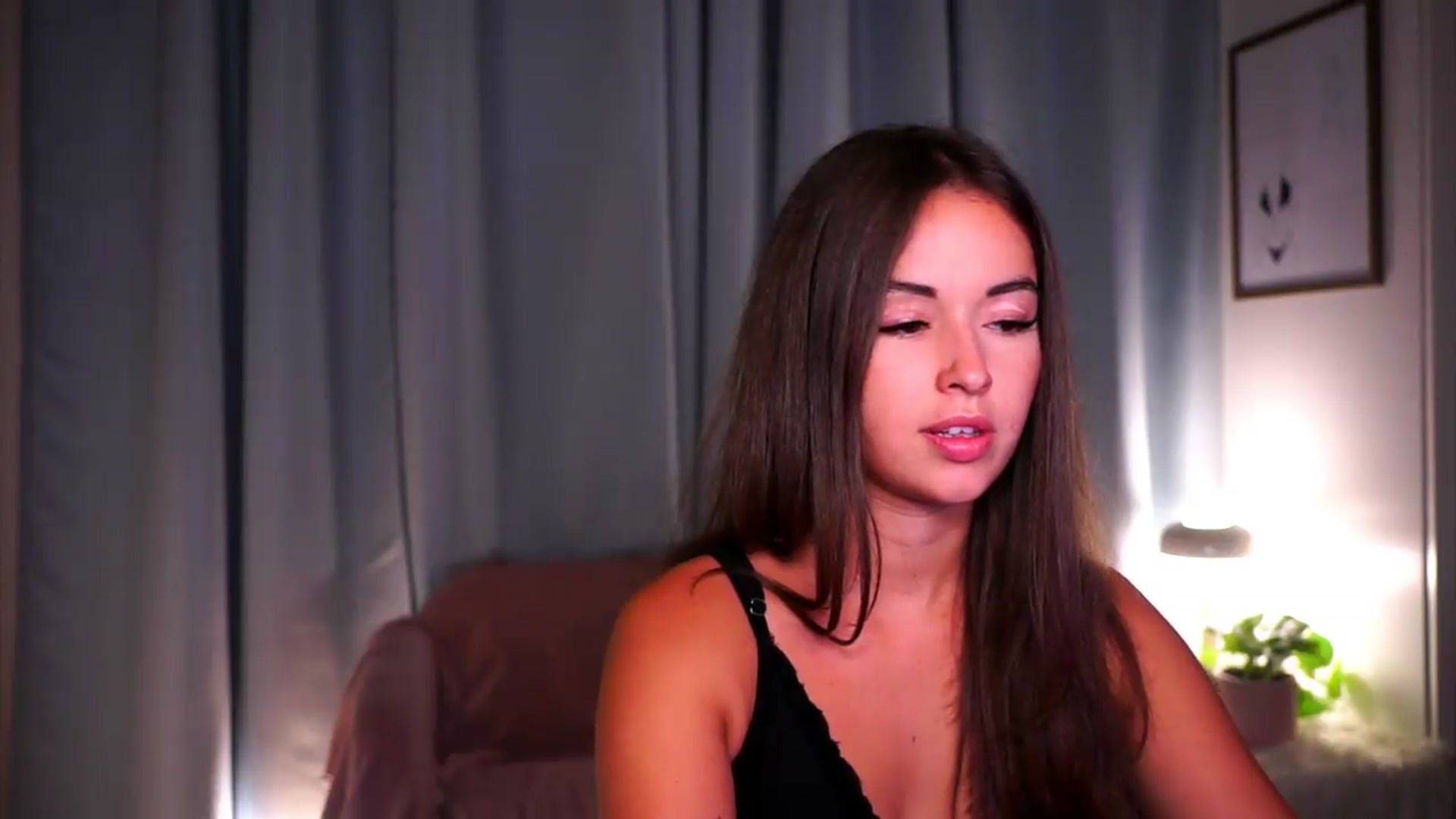 Gallery image thumbnail from FAWNette's myfreecams stream on, 08/02/2026, 17:37 image 19 of 20