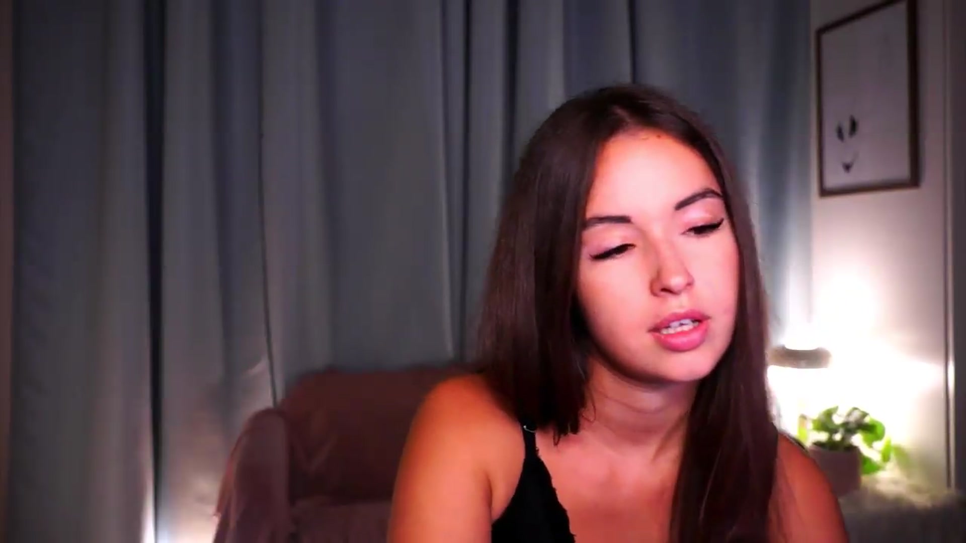 Gallery image thumbnail from FAWNette's myfreecams stream on, 08/02/2026, 17:37 image 14 of 20