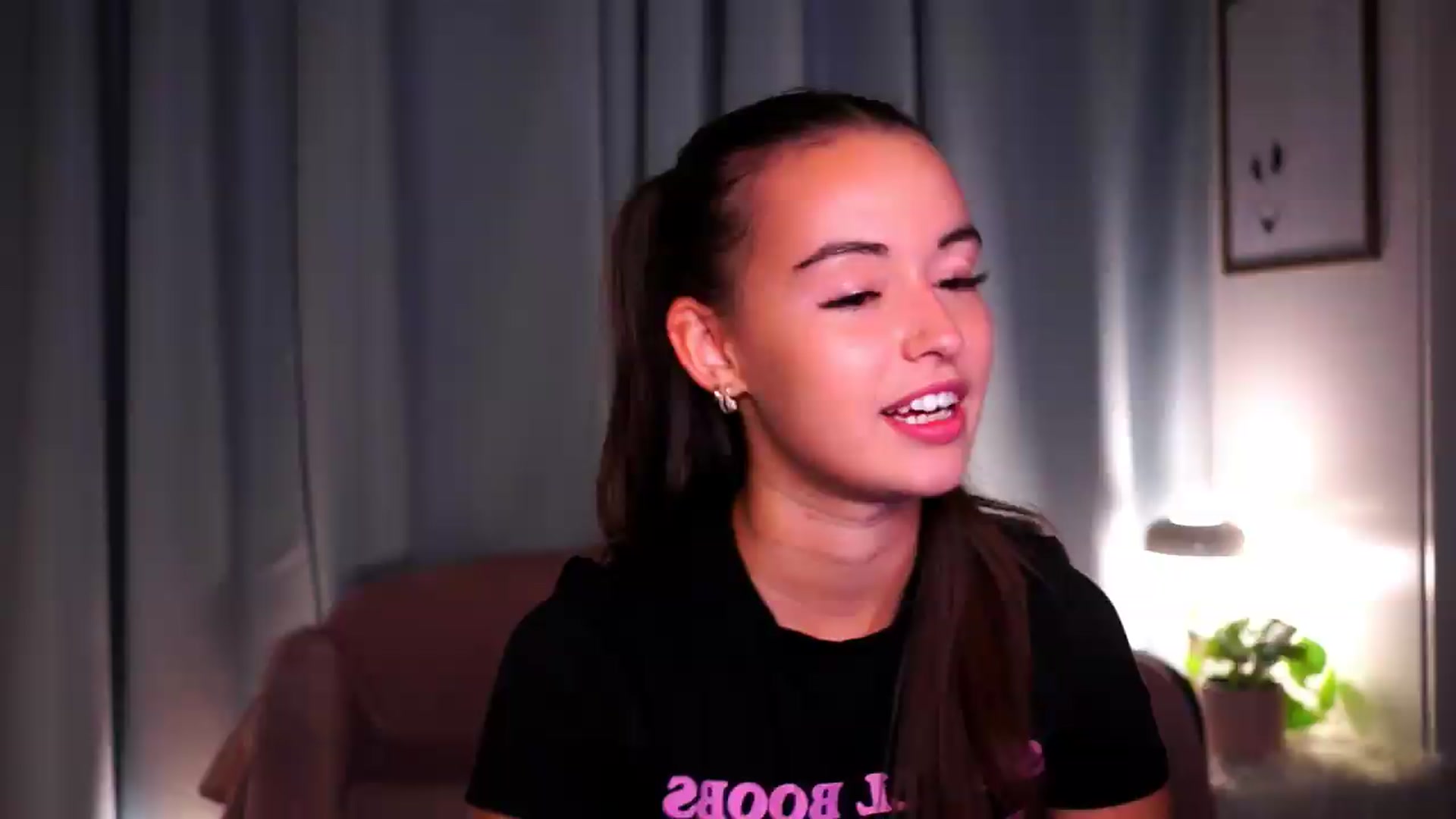 Gallery image thumbnail from FAWNette's myfreecams stream on, 08/07/2026, 17:50 image 4 of 20