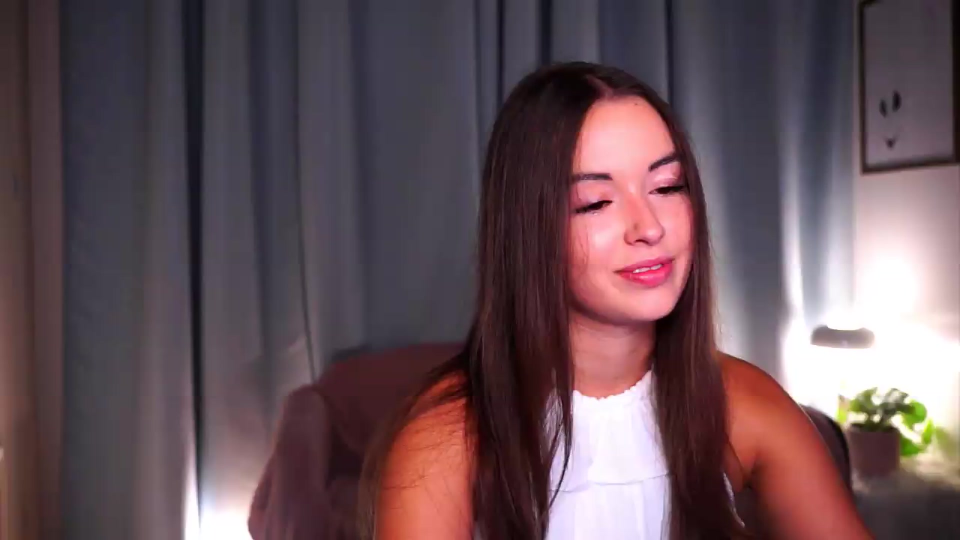 Gallery image thumbnail from FAWNette's myfreecams stream on, 08/10/2026, 16:27 image 1 of 20