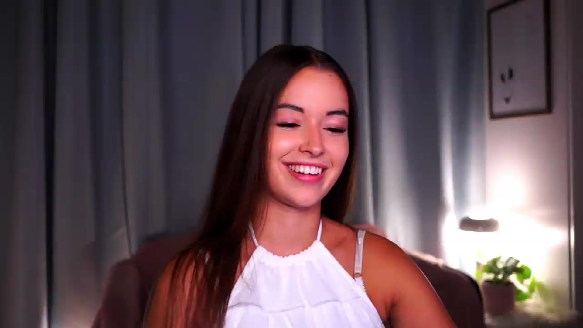 Gallery image thumbnail from FAWNette's myfreecams stream on, 08/10/2026, 19:19 image 3 of 20