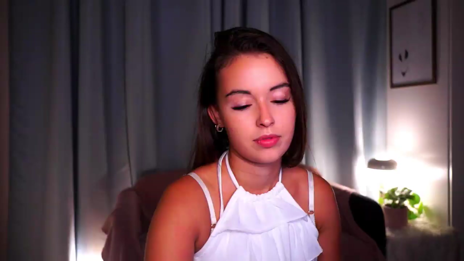 Gallery image thumbnail from FAWNette's myfreecams stream on, 08/10/2026, 20:35 image 2 of 20