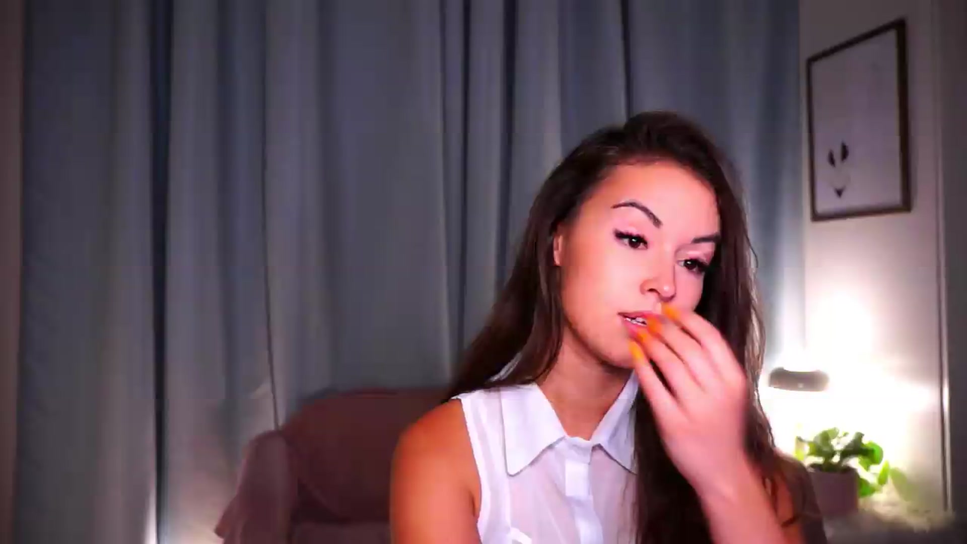 Gallery image thumbnail from FAWNette's myfreecams stream on, 08/13/2026, 20:51 image 19 of 20