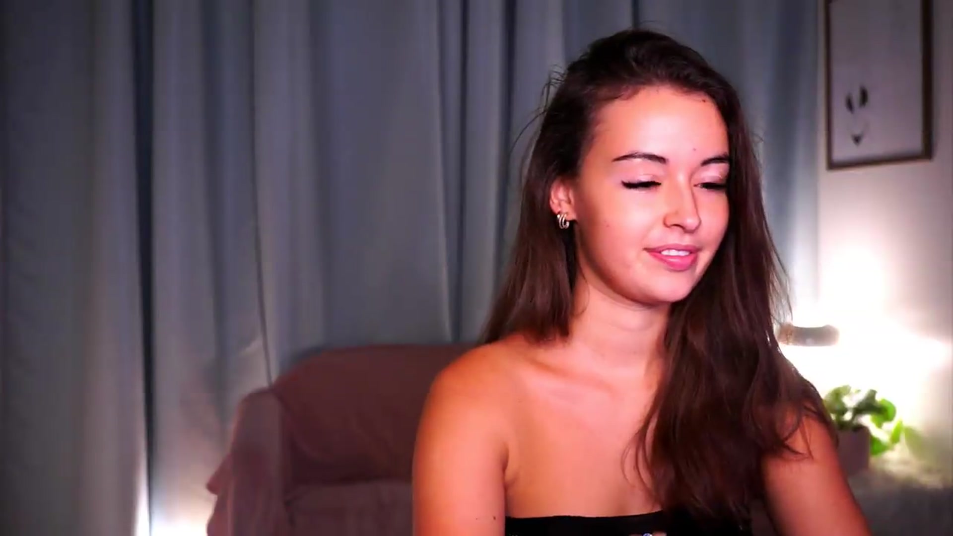Gallery image thumbnail from FAWNette's myfreecams stream on, 08/14/2026, 13:10 image 15 of 20